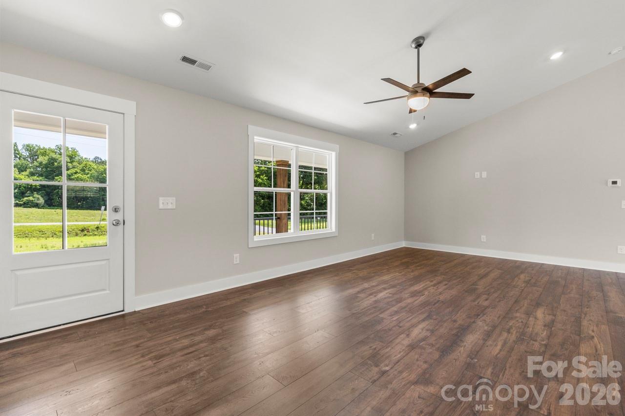 725 Alf Hoover Road — Lincolnton