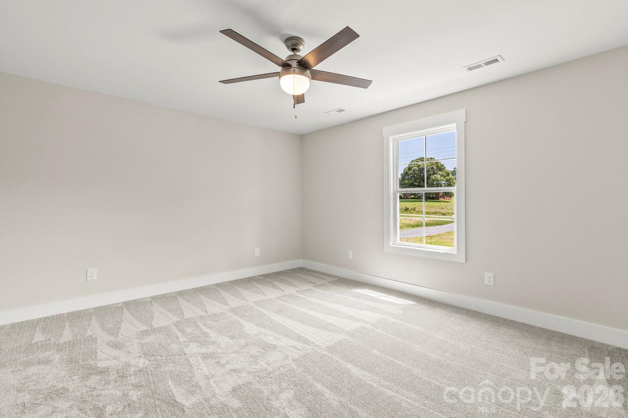 725 Alf Hoover Road — Lincolnton
