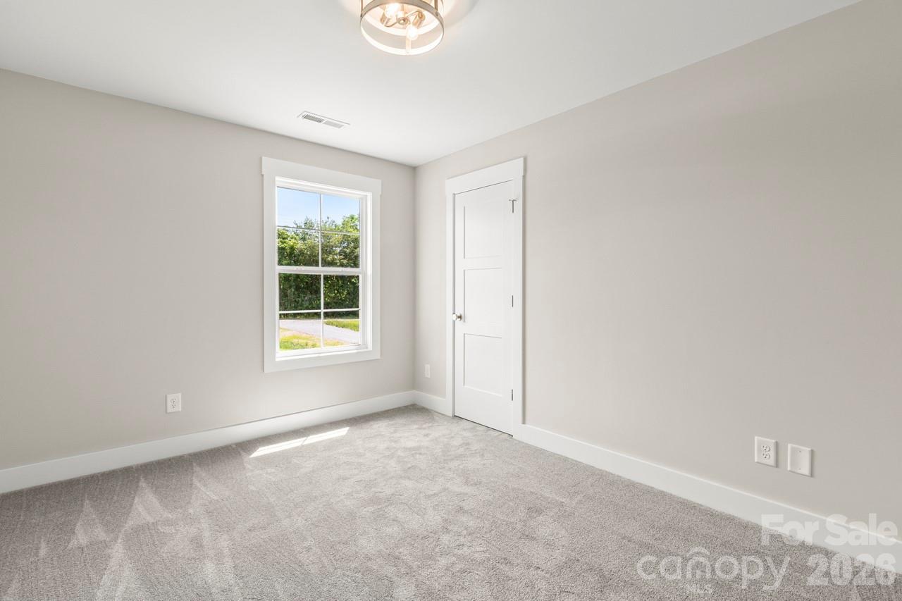 725 Alf Hoover Road — Lincolnton