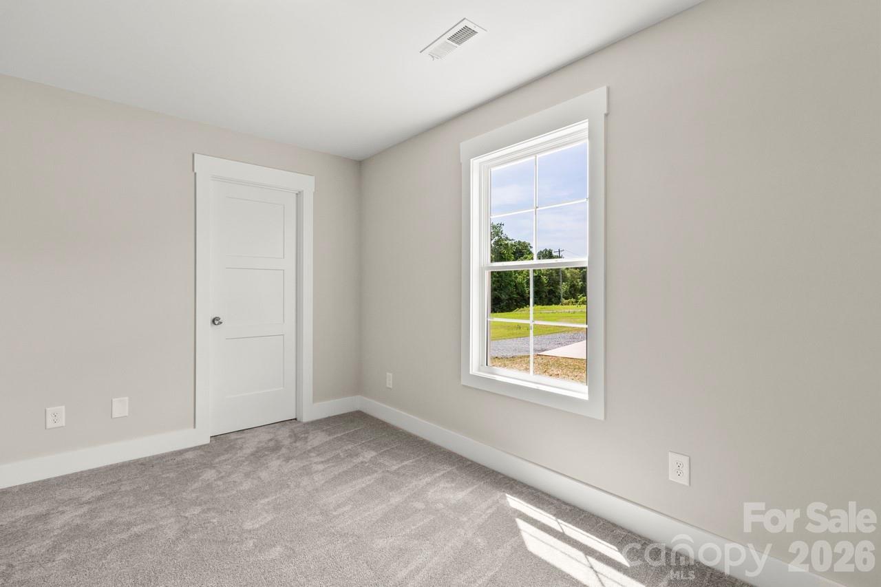 725 Alf Hoover Road — Lincolnton