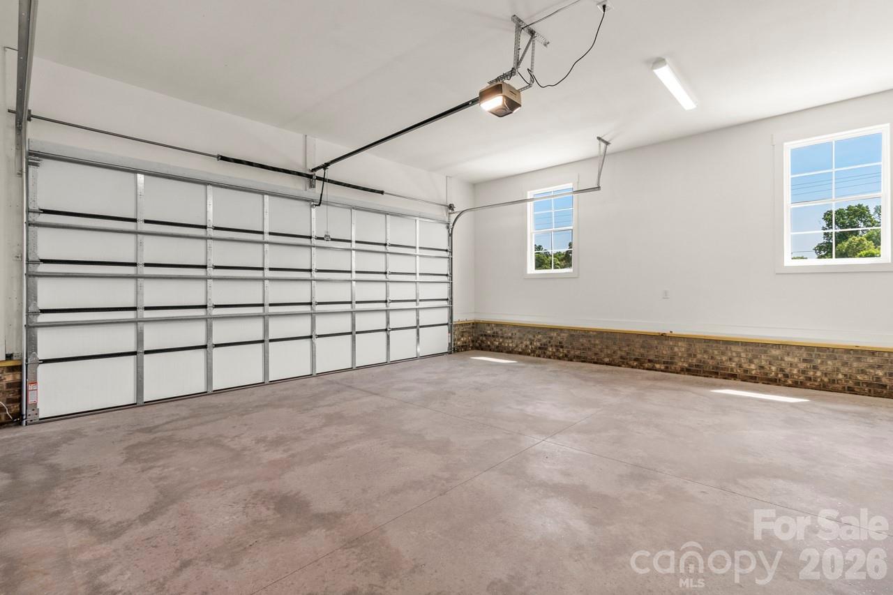 725 Alf Hoover Road — Lincolnton