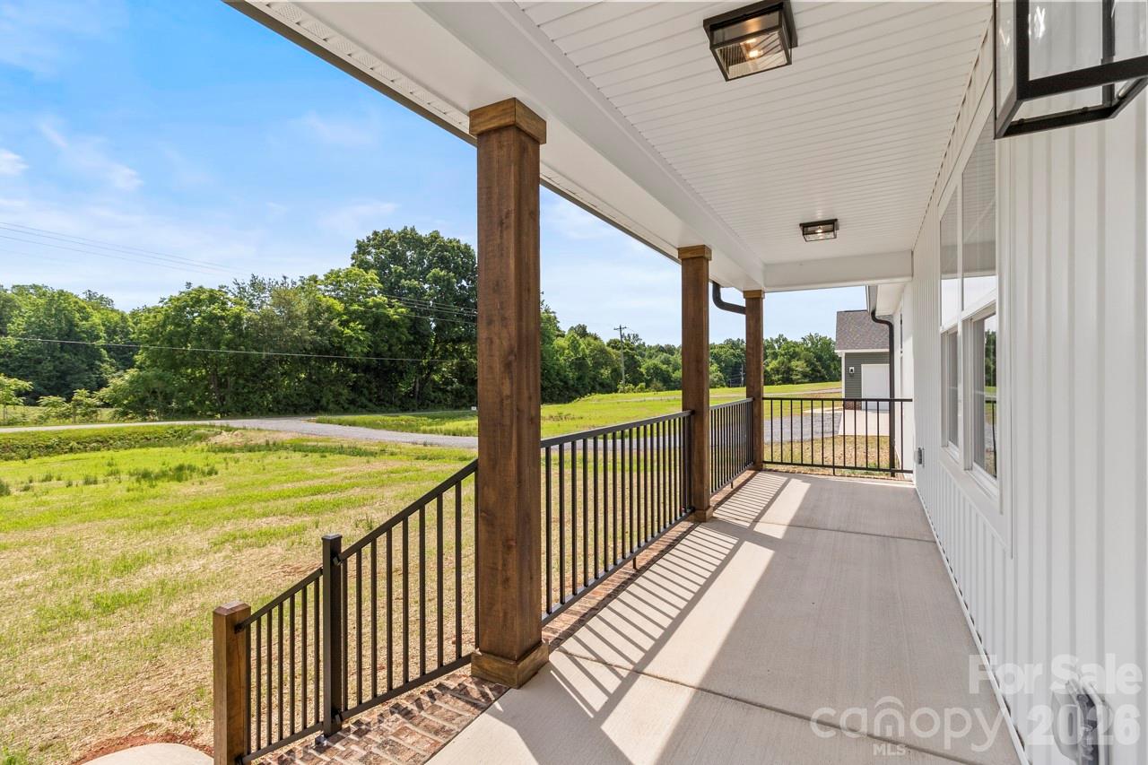 725 Alf Hoover Road — Lincolnton