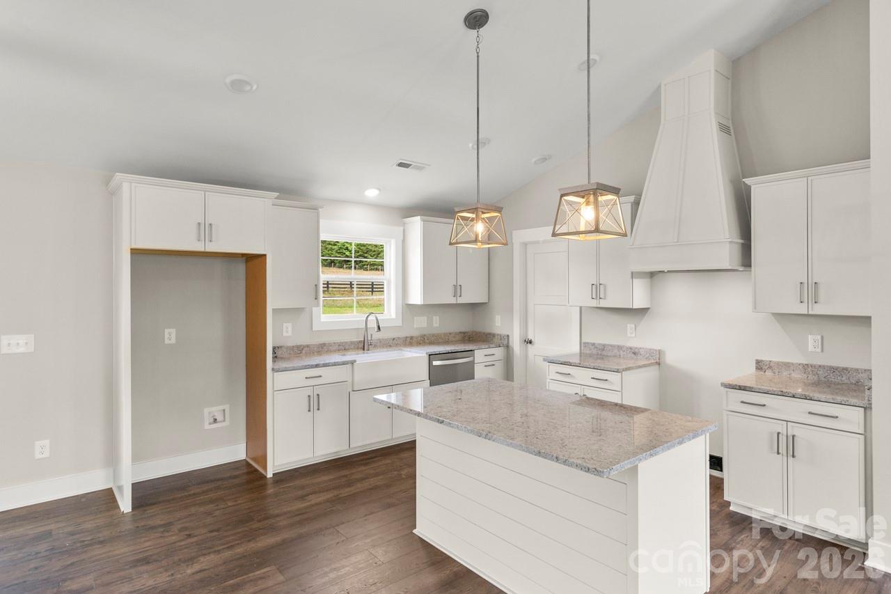 725 Alf Hoover Road — Lincolnton
