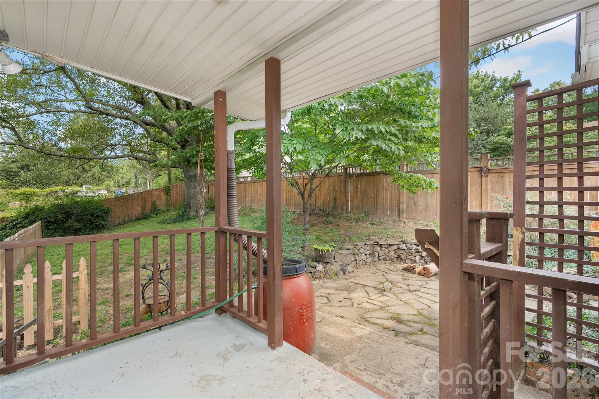 155 Michigan Avenue — Asheville