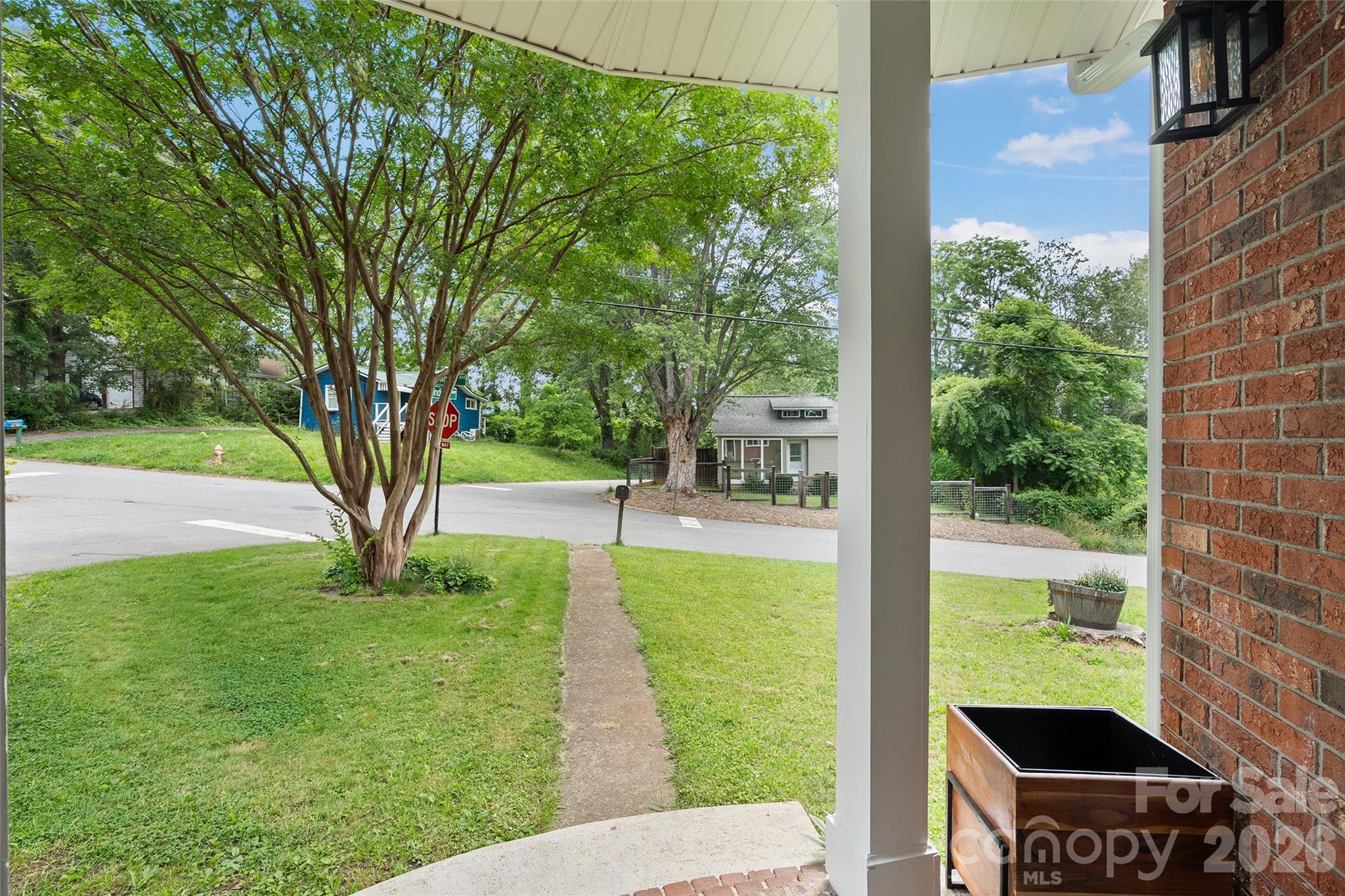 155 Michigan Avenue — Asheville