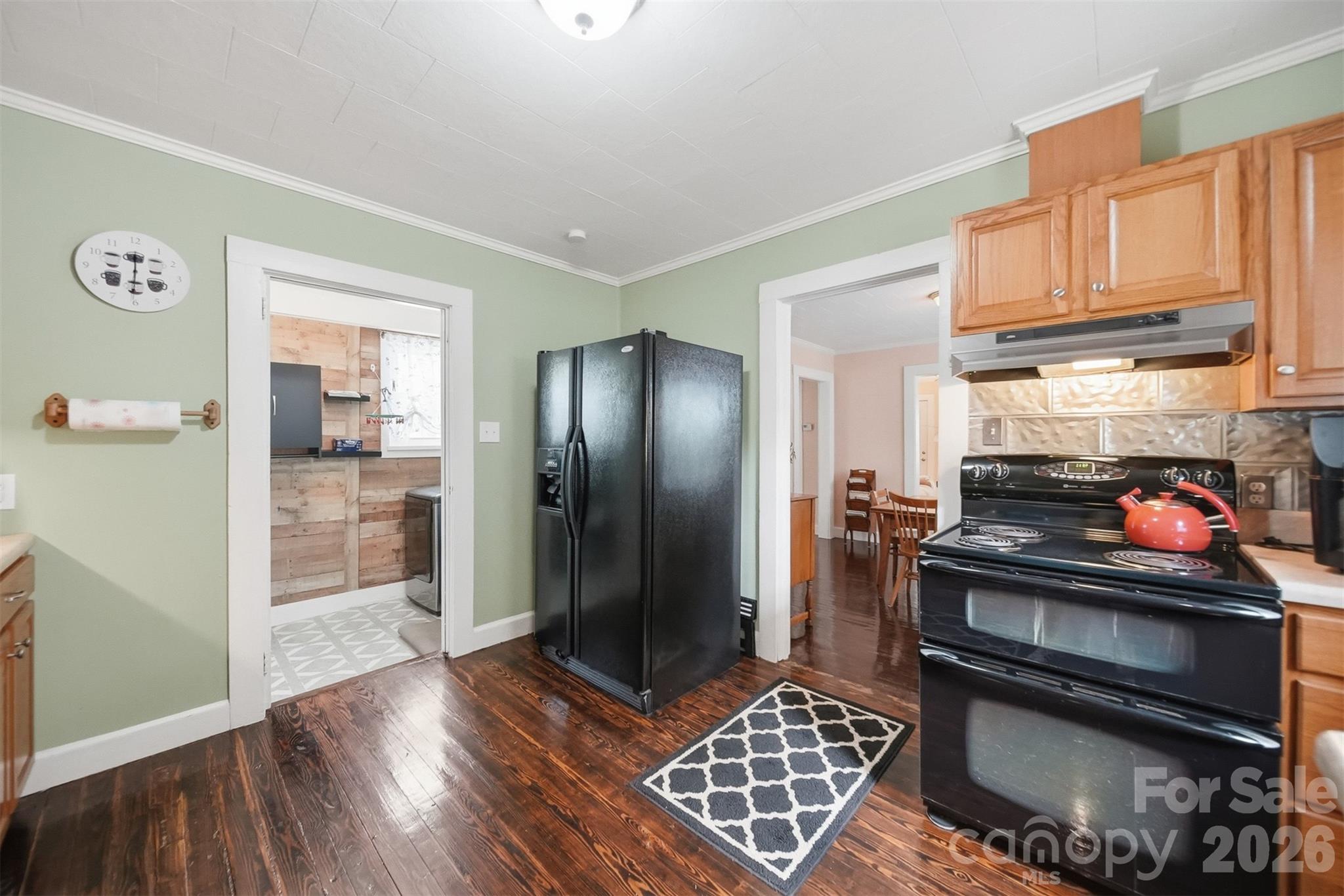 431 W 20th Street — Newton