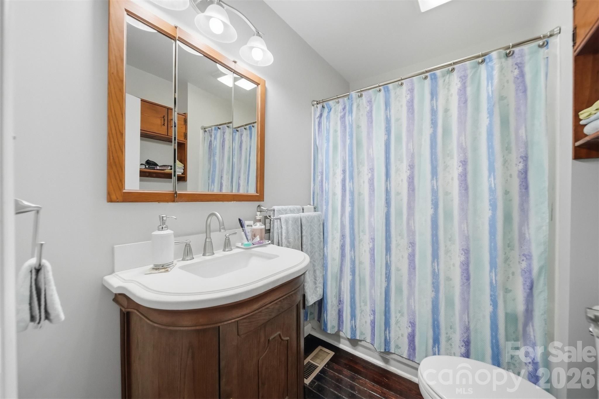 431 W 20th Street — Newton