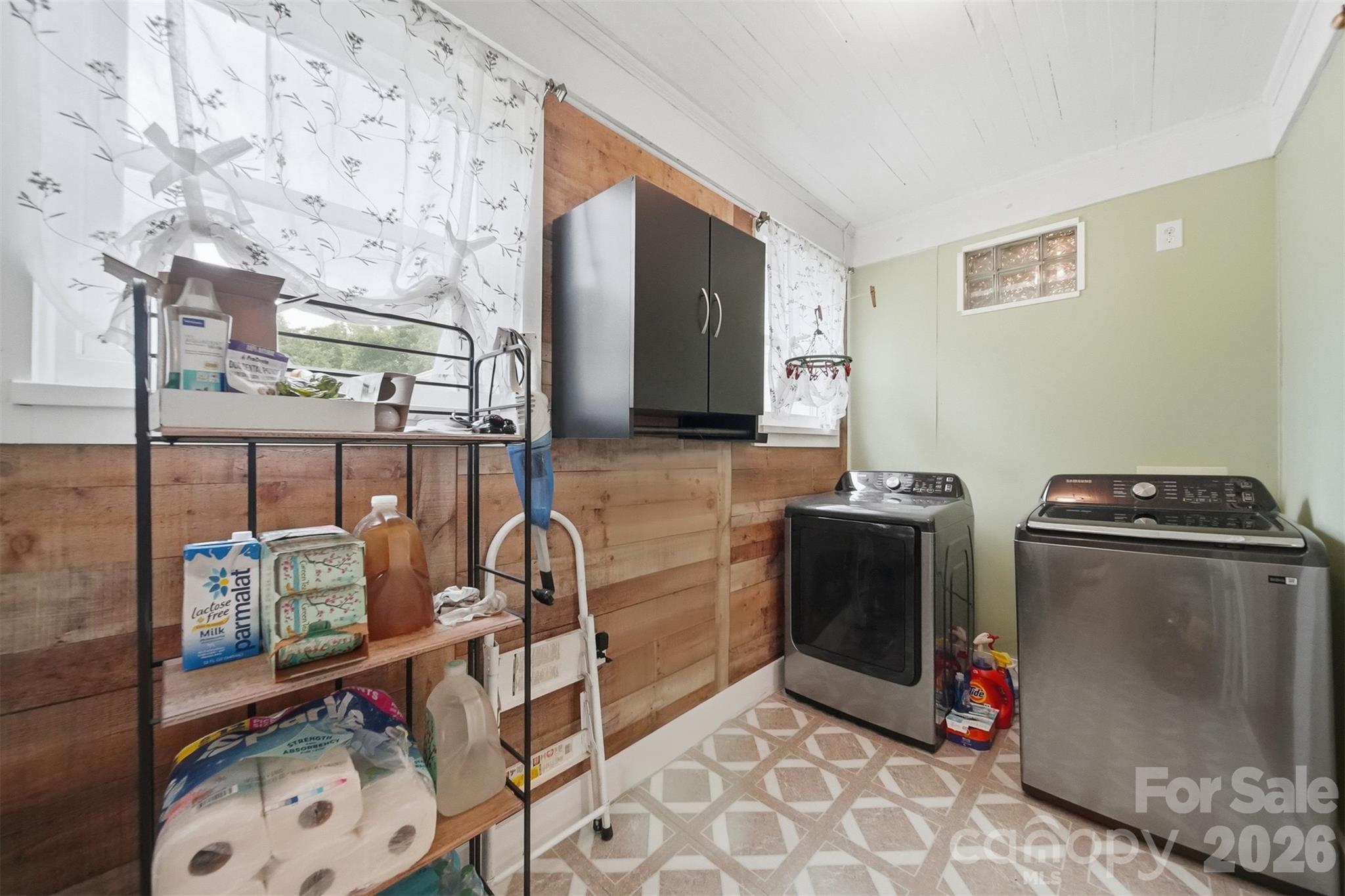 431 W 20th Street — Newton