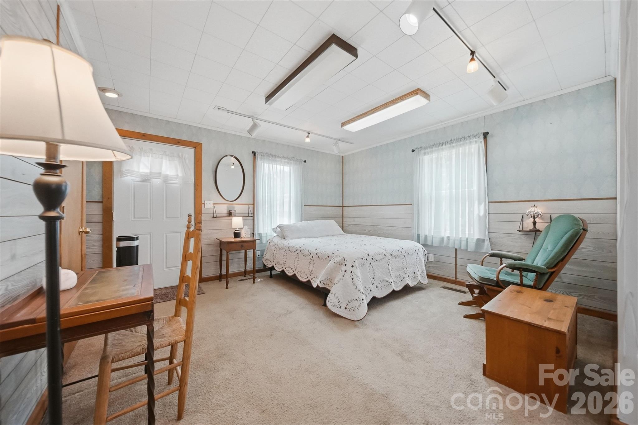 431 W 20th Street — Newton