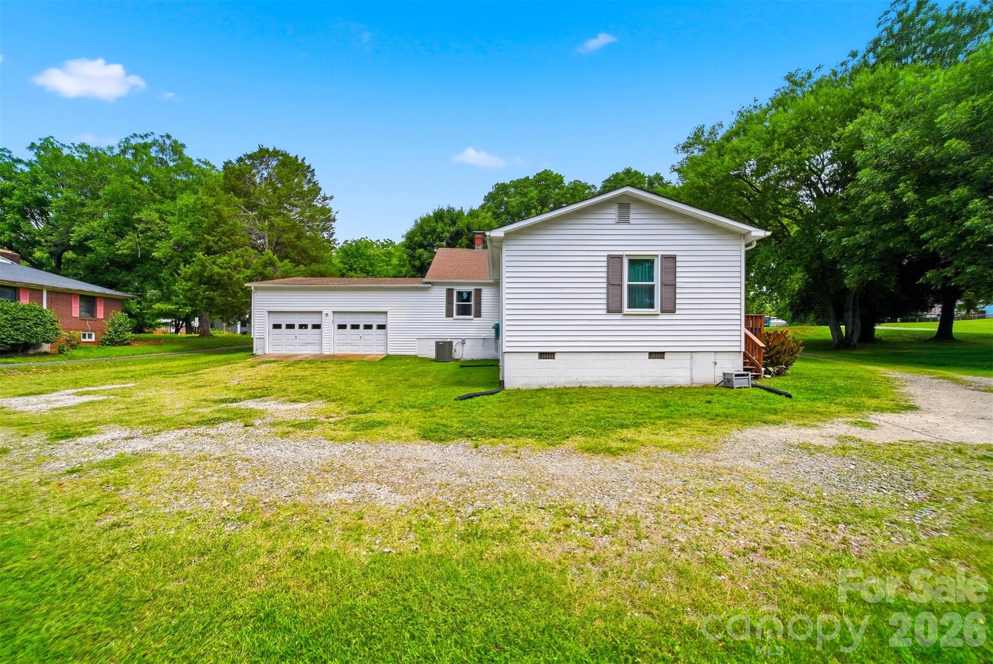 431 W 20th Street — Newton