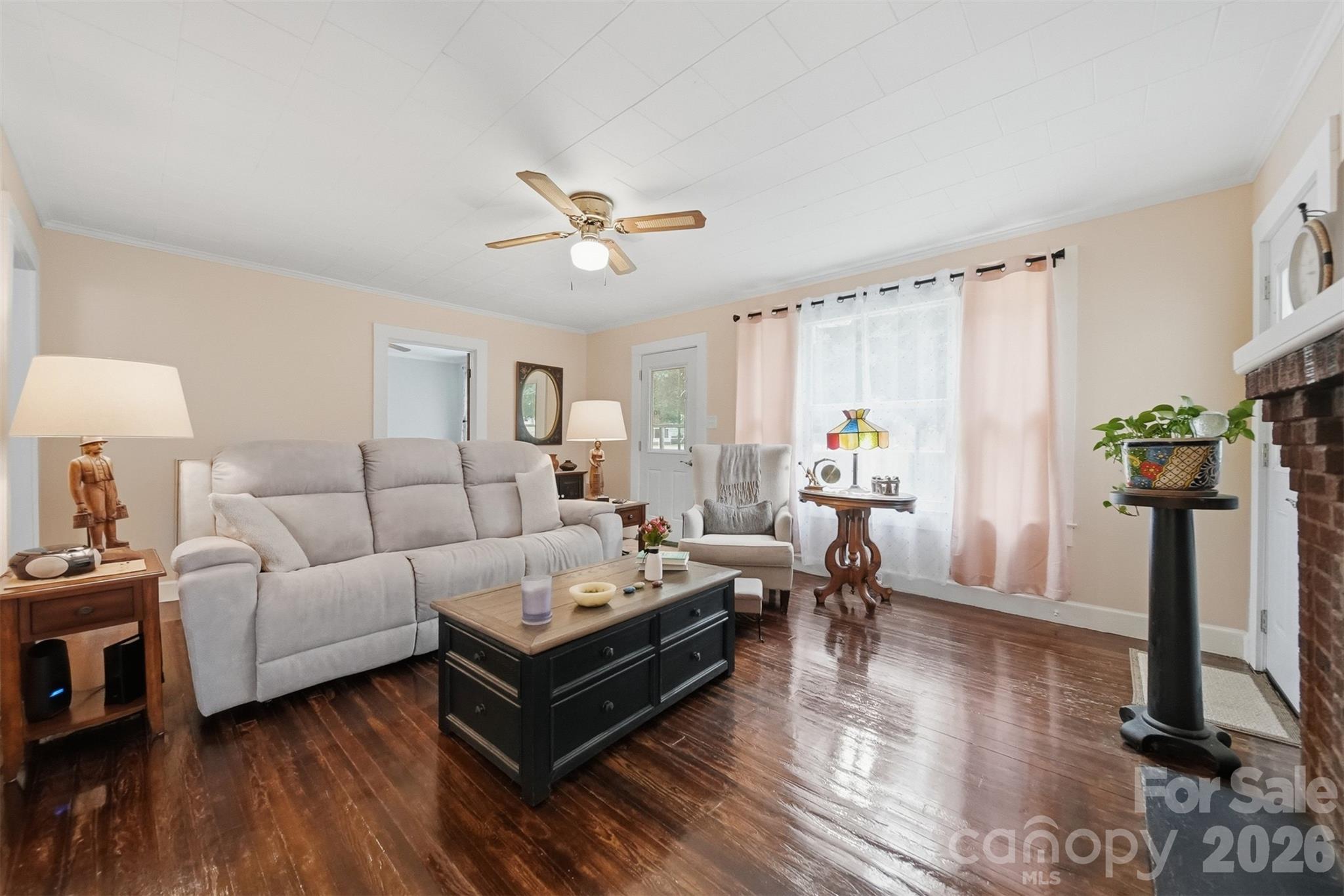 431 W 20th Street — Newton