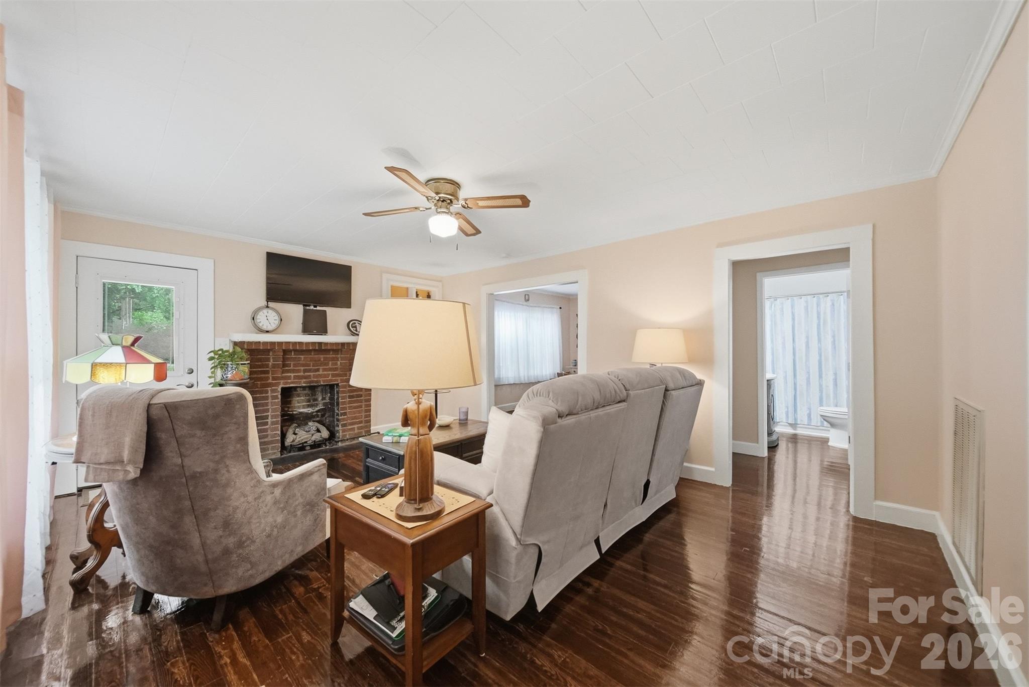 431 W 20th Street — Newton
