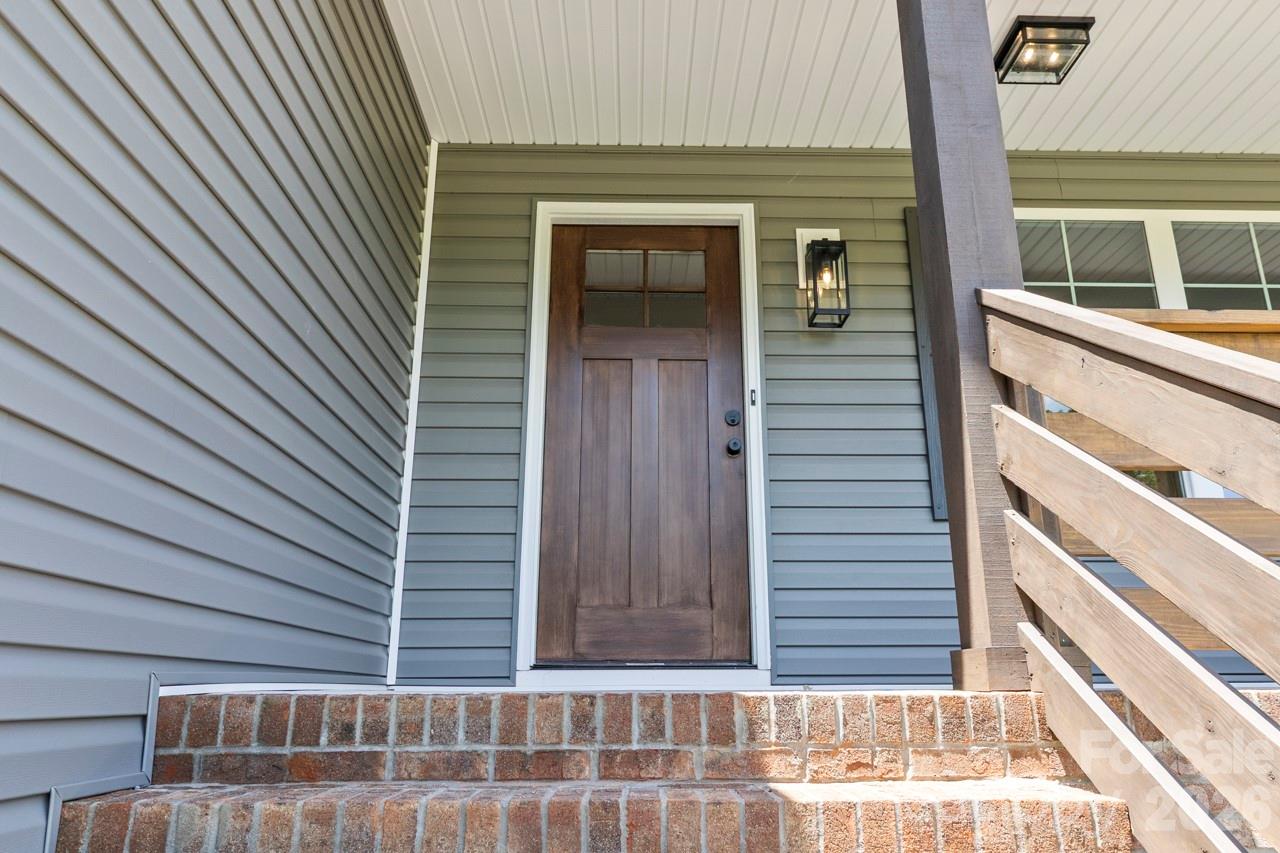 697 Alf Hoover Road — Lincolnton