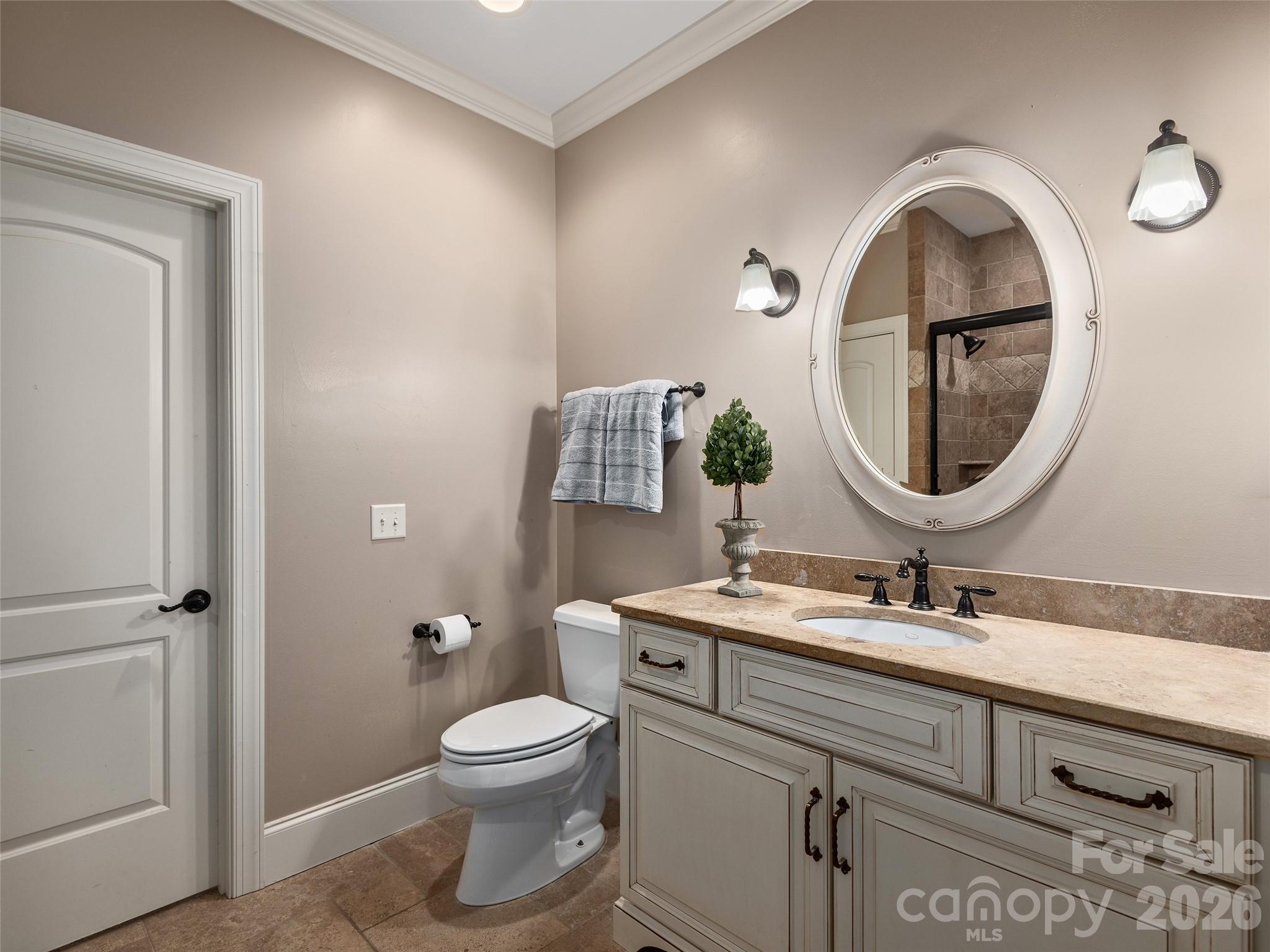 433 Coopers Hawk Drive — Asheville