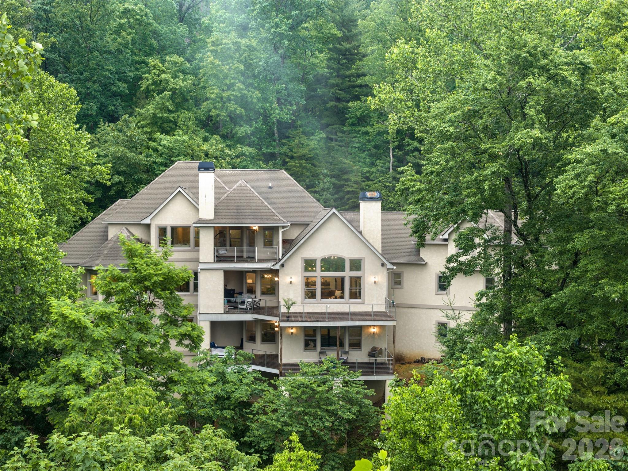 433 Coopers Hawk Drive — Asheville