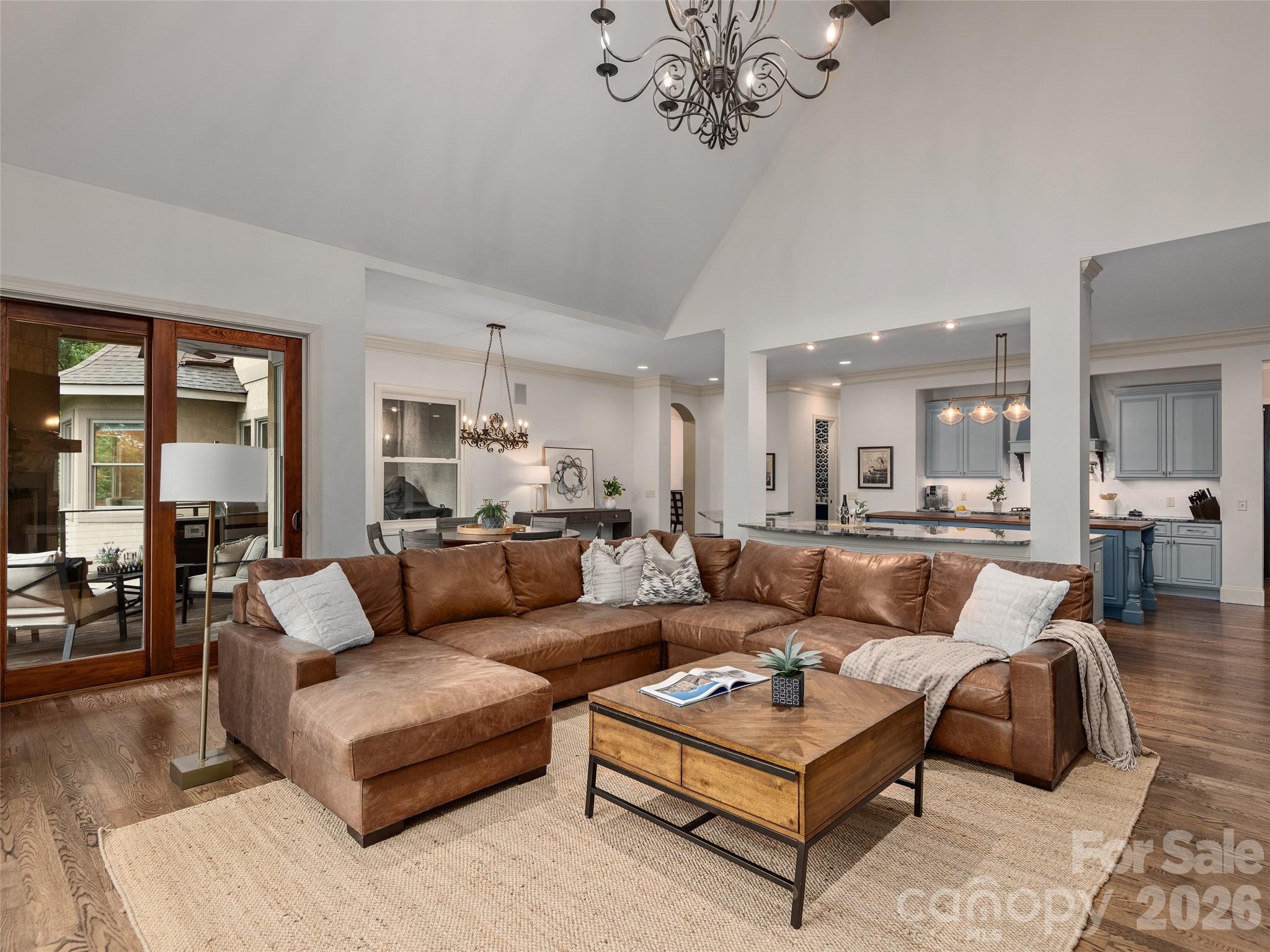 433 Coopers Hawk Drive — Asheville