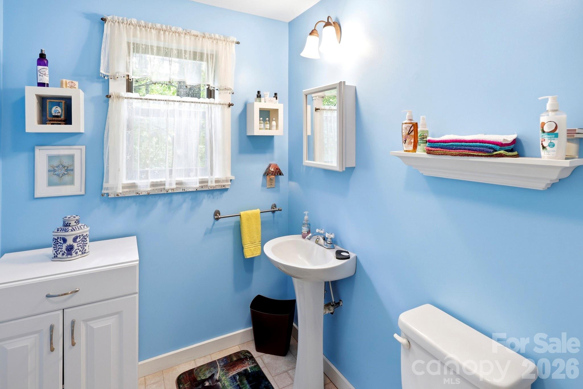 37 Pine Bluff Road — Hendersonville