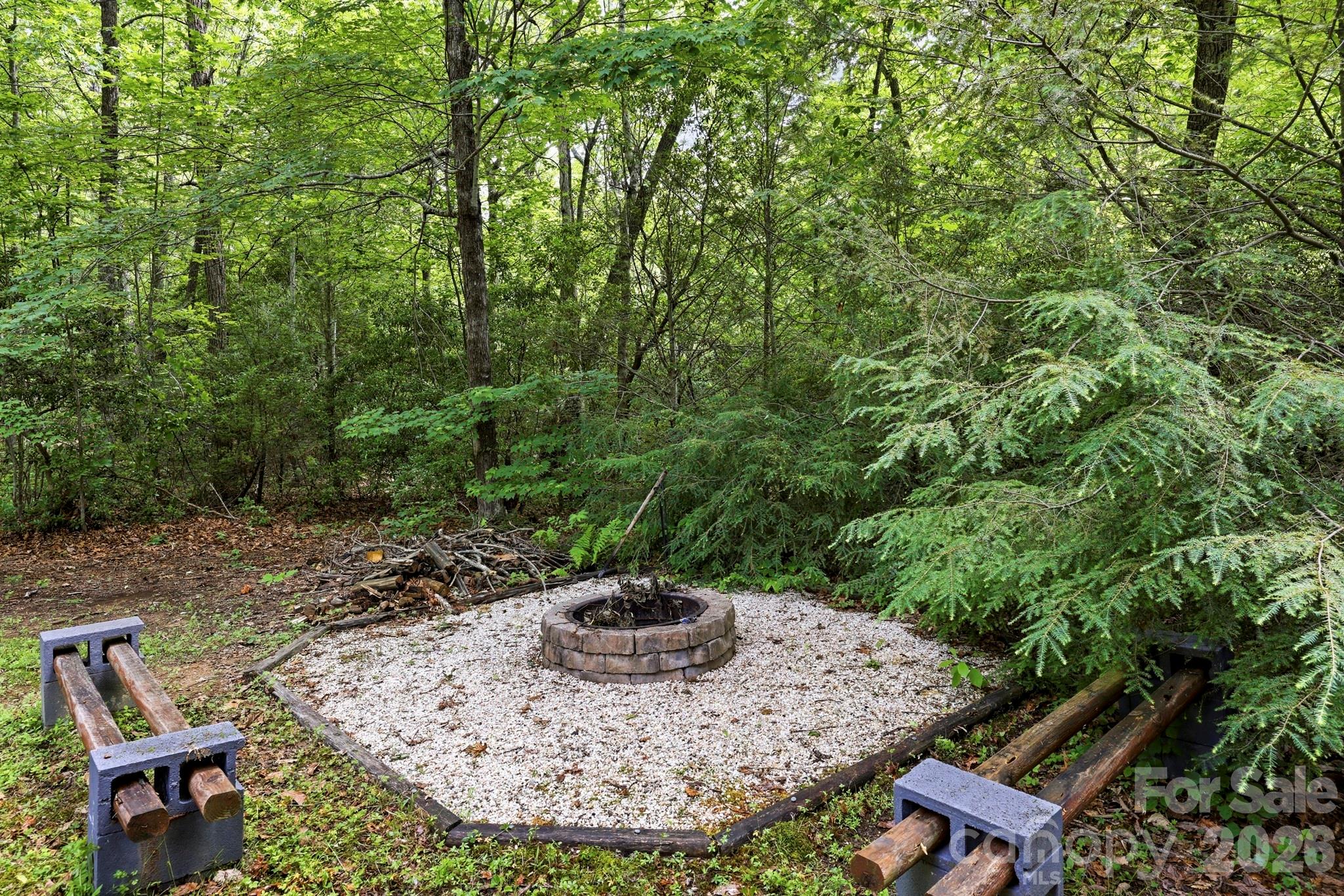 37 Pine Bluff Road — Hendersonville