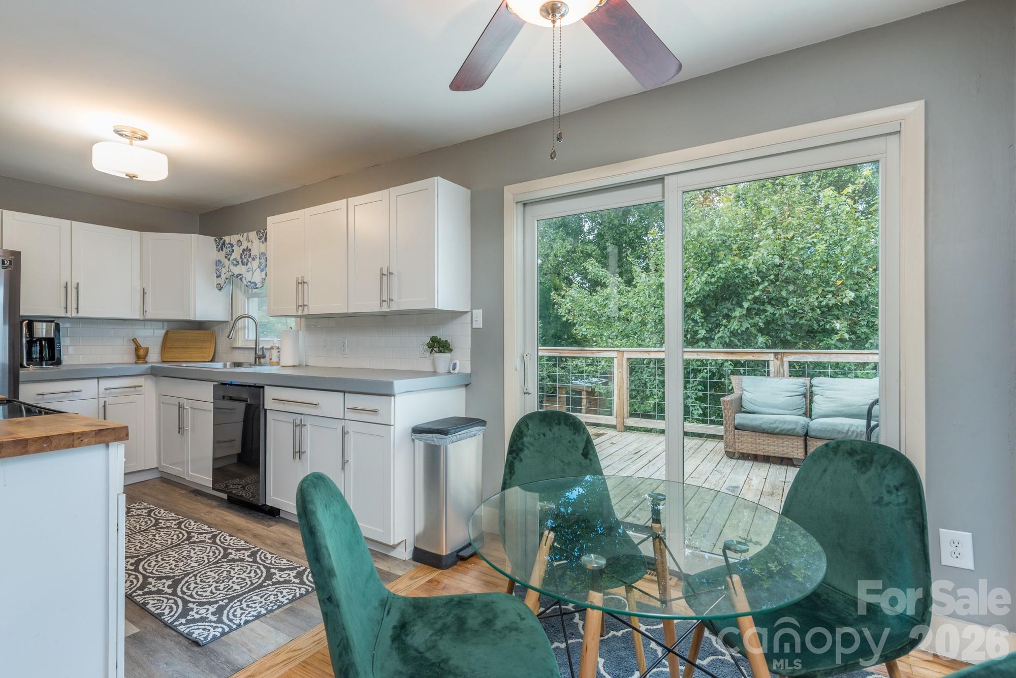 16 Oakley Dogwood Drive — Asheville