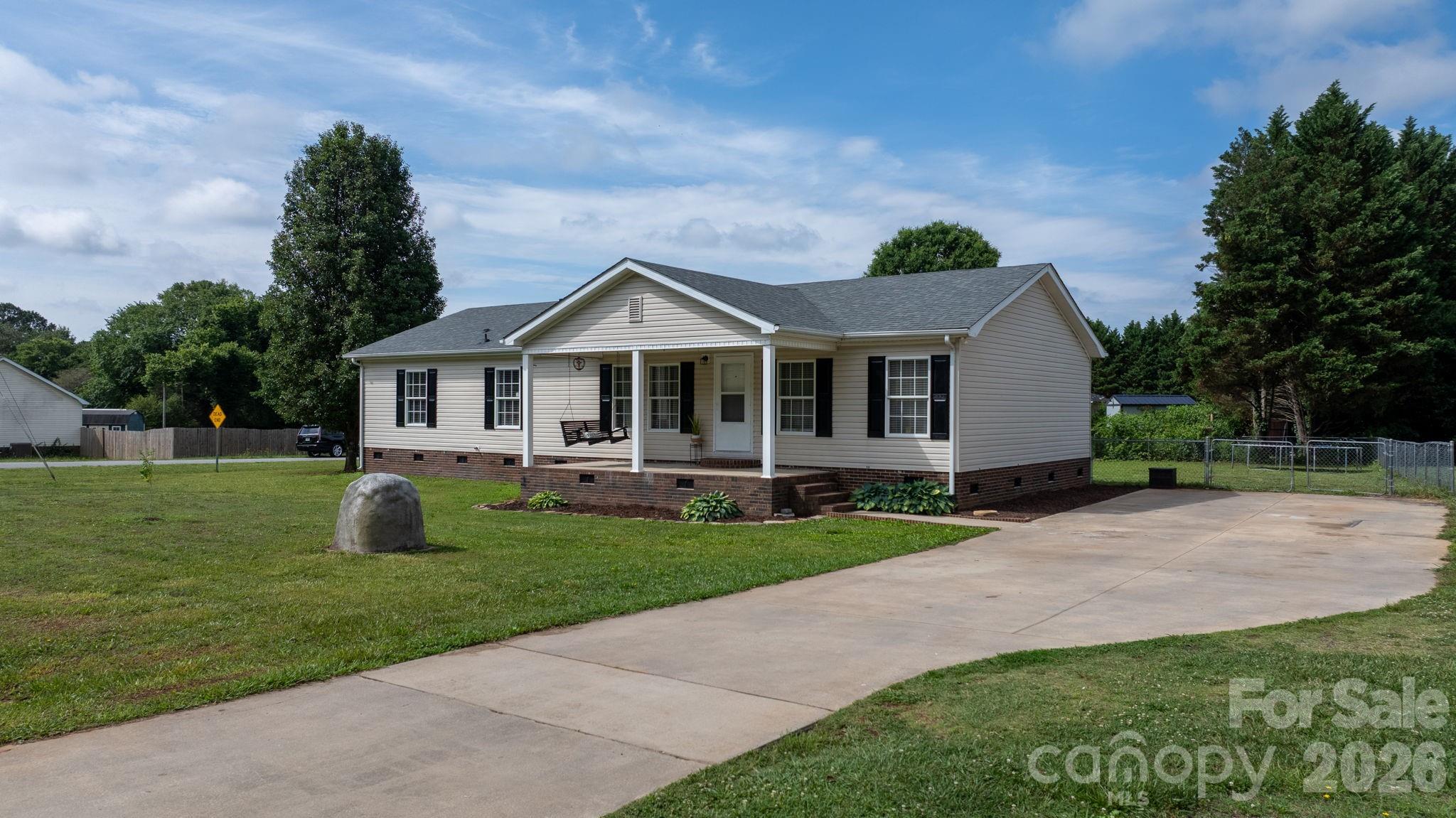 150 Bost Nursery Road — Maiden