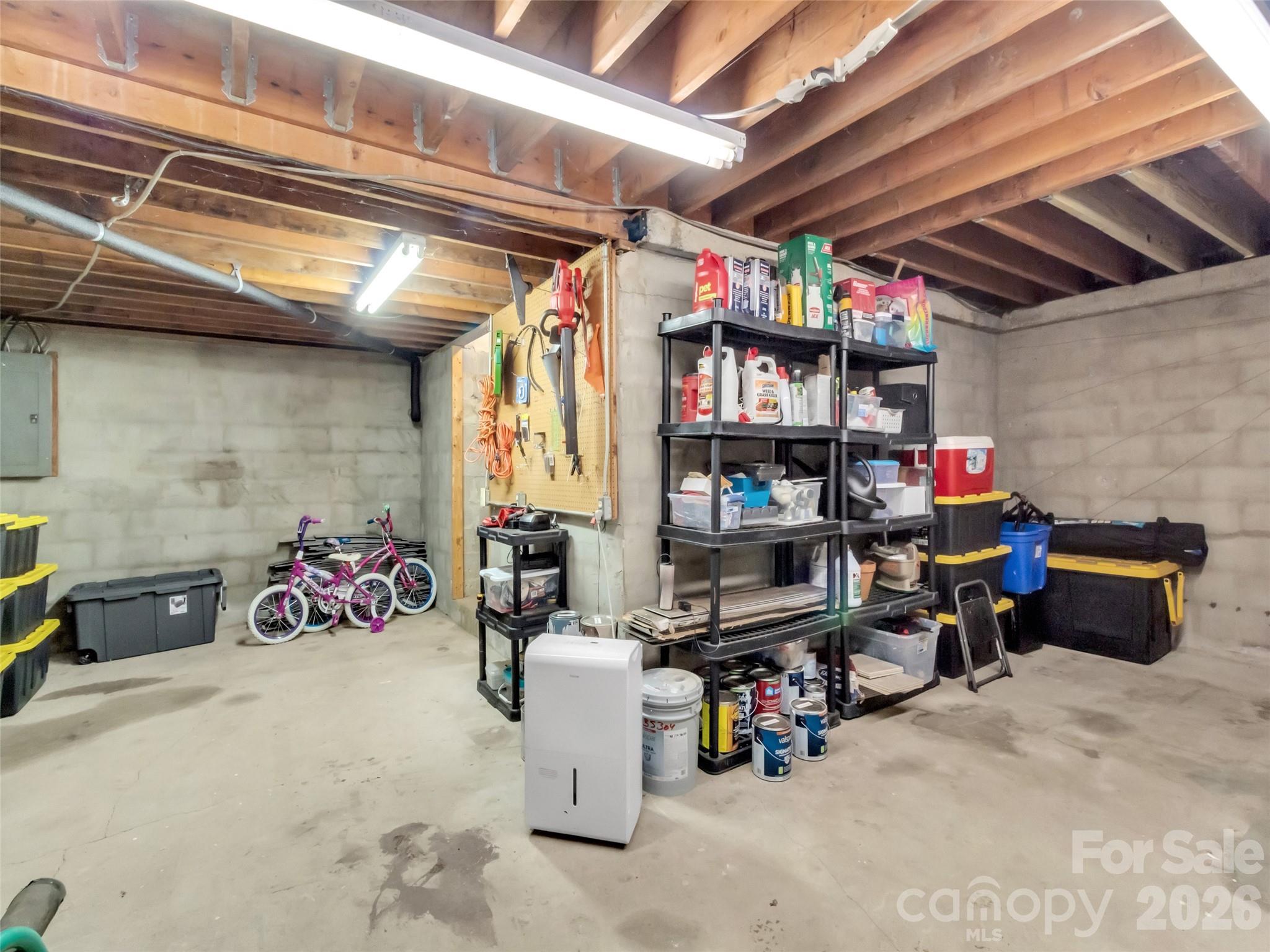 126 Arrowwood Way — Canton