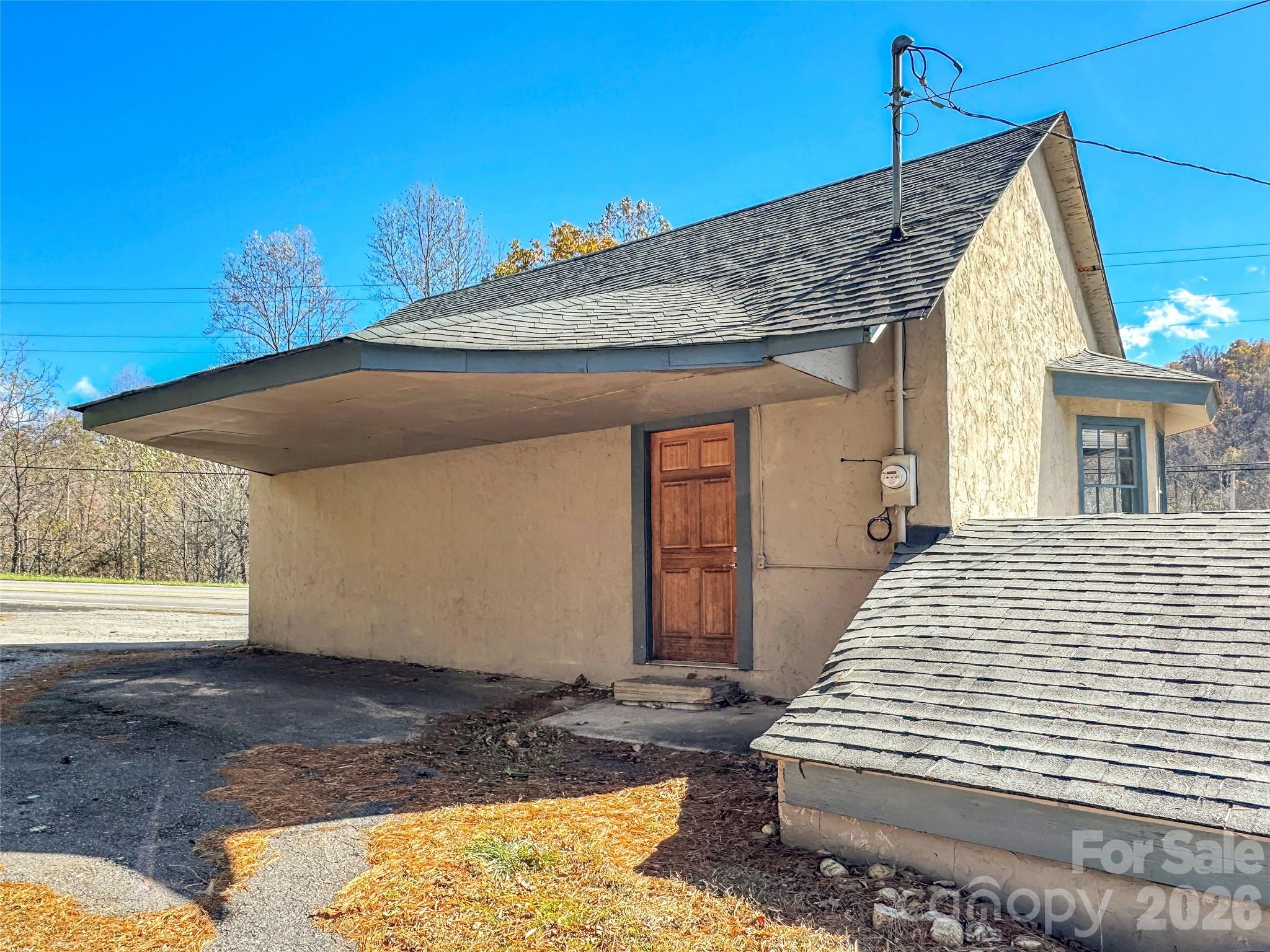 126 Arrowwood Way — Canton