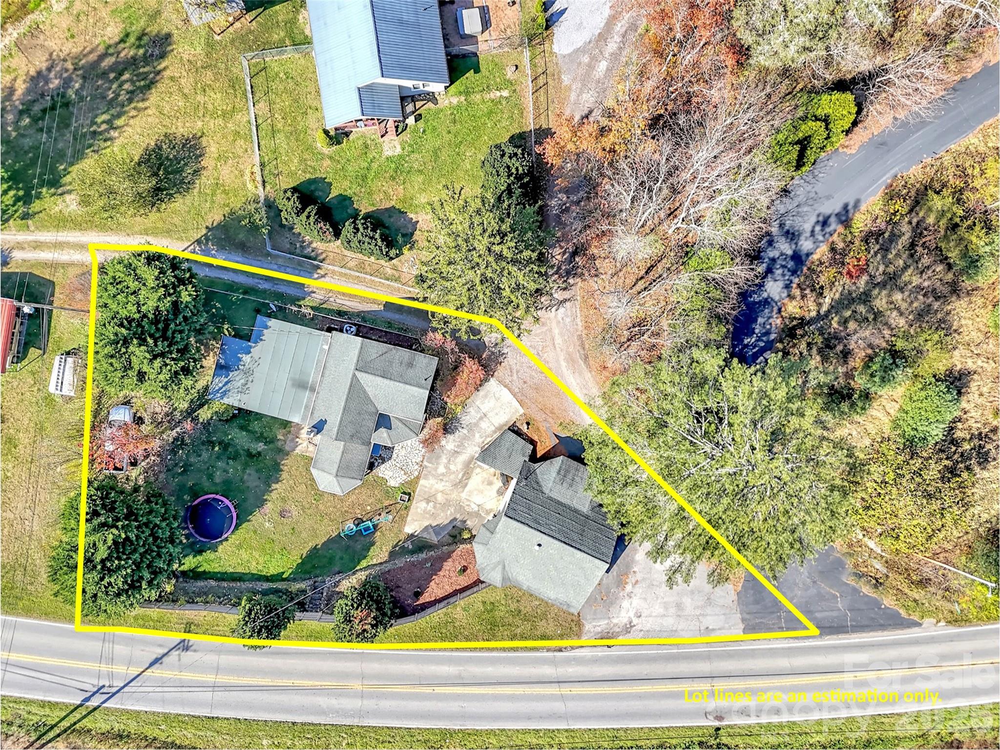 126 Arrowwood Way — Canton