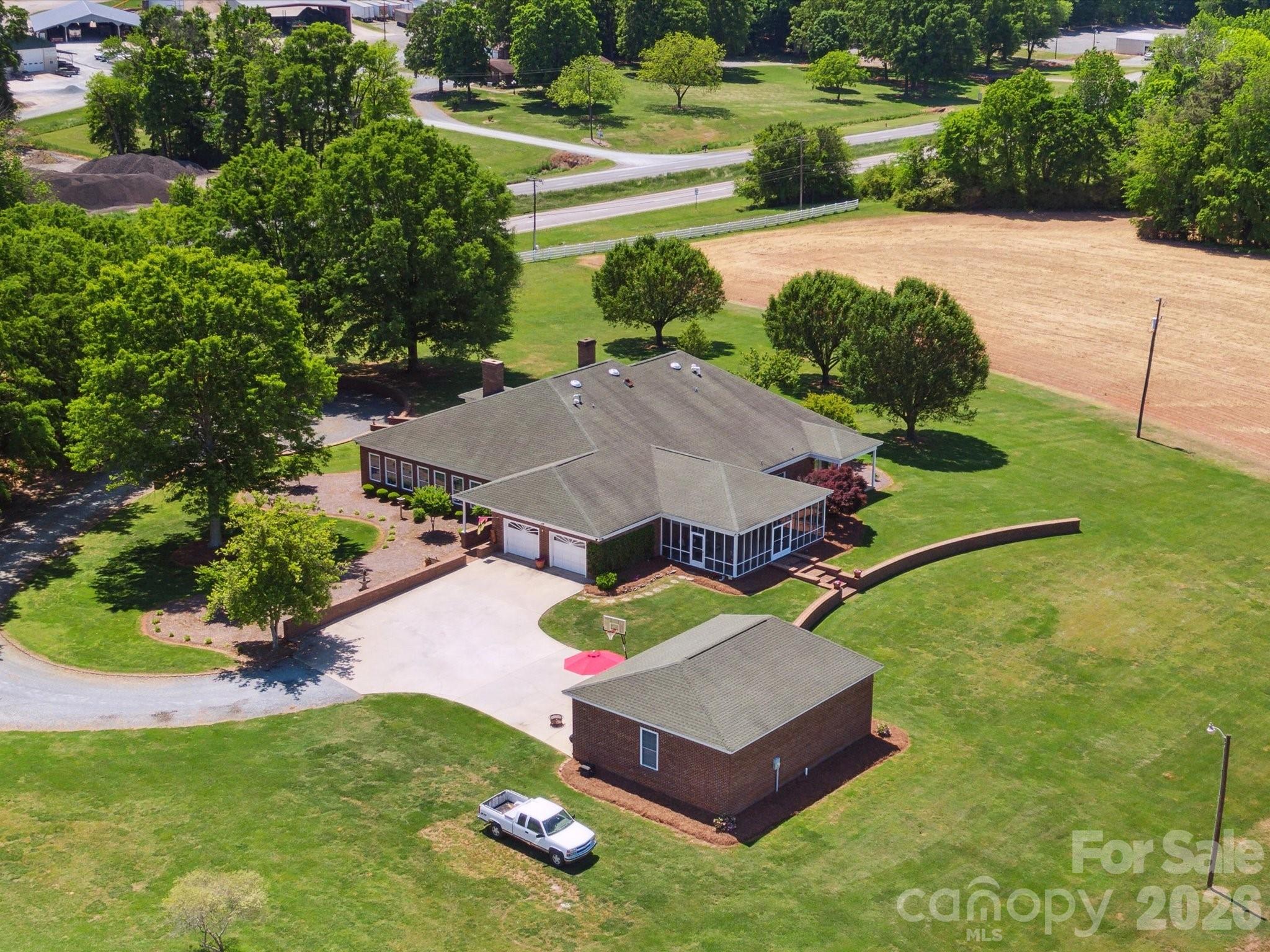 4809 US 74 Highway — Wingate