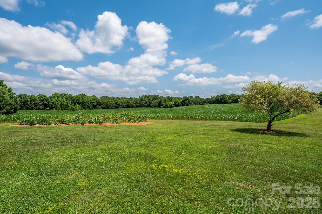 4809 US 74 Highway — Wingate
