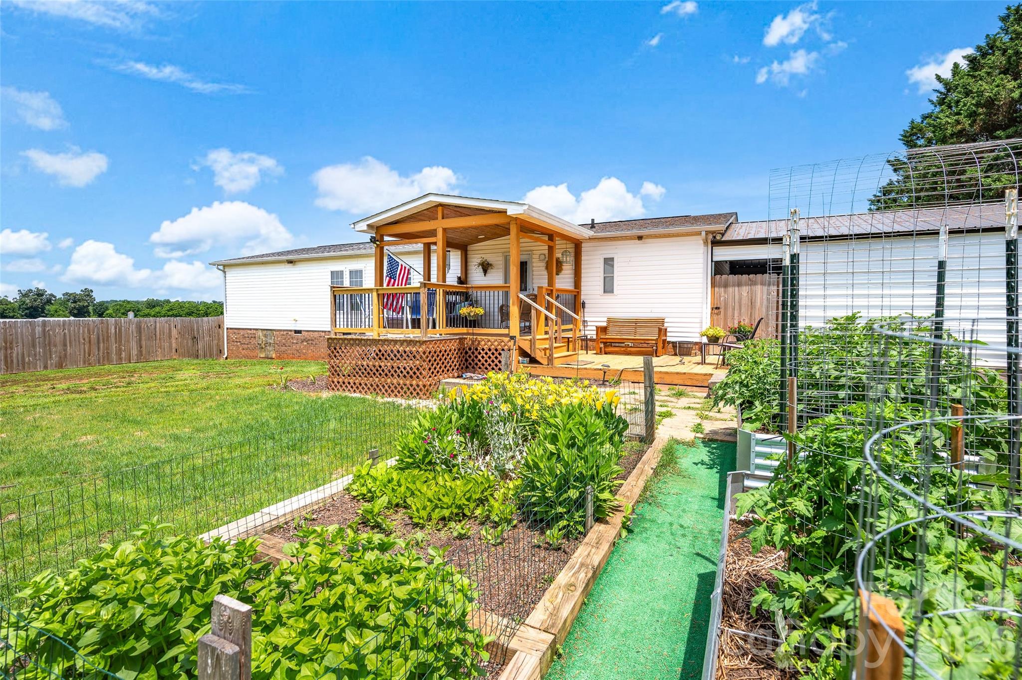 1008 Pine Ridge Drive #18 — Hamptonville