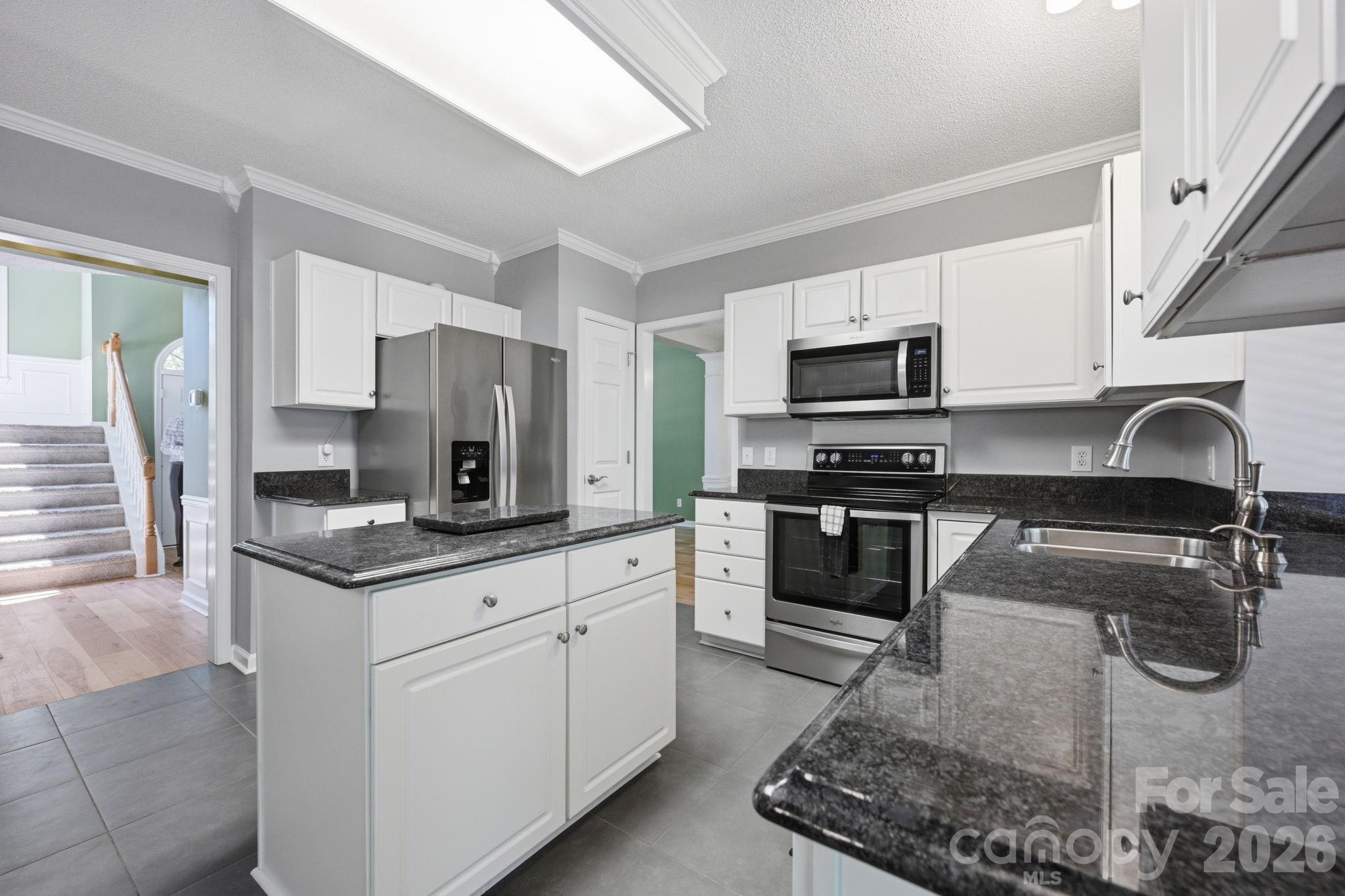 5910 Chinquapin Court — Charlotte