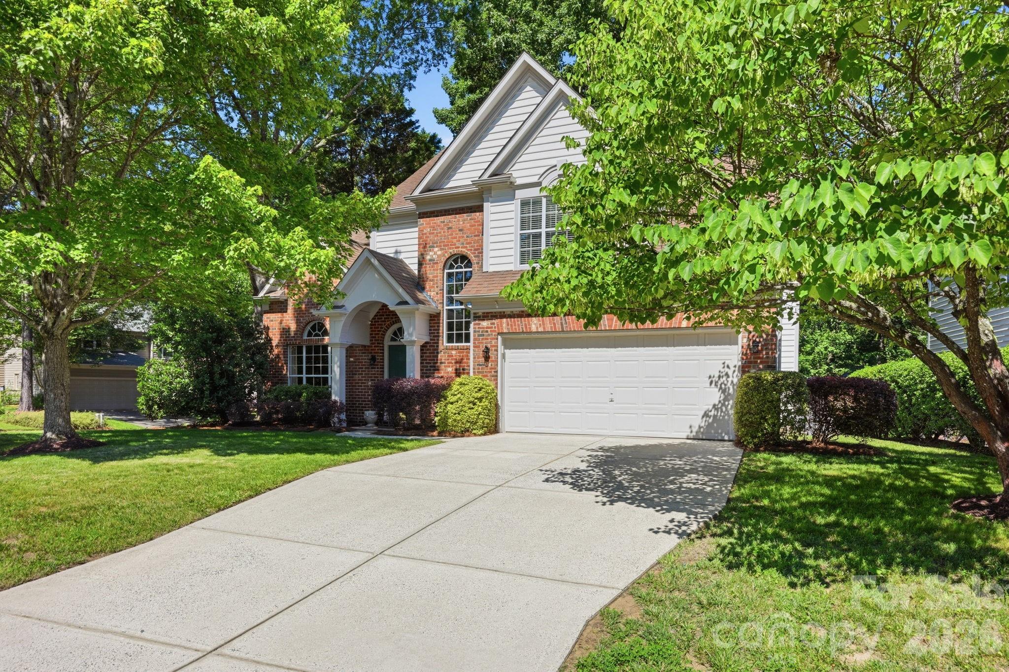 5910 Chinquapin Court — Charlotte