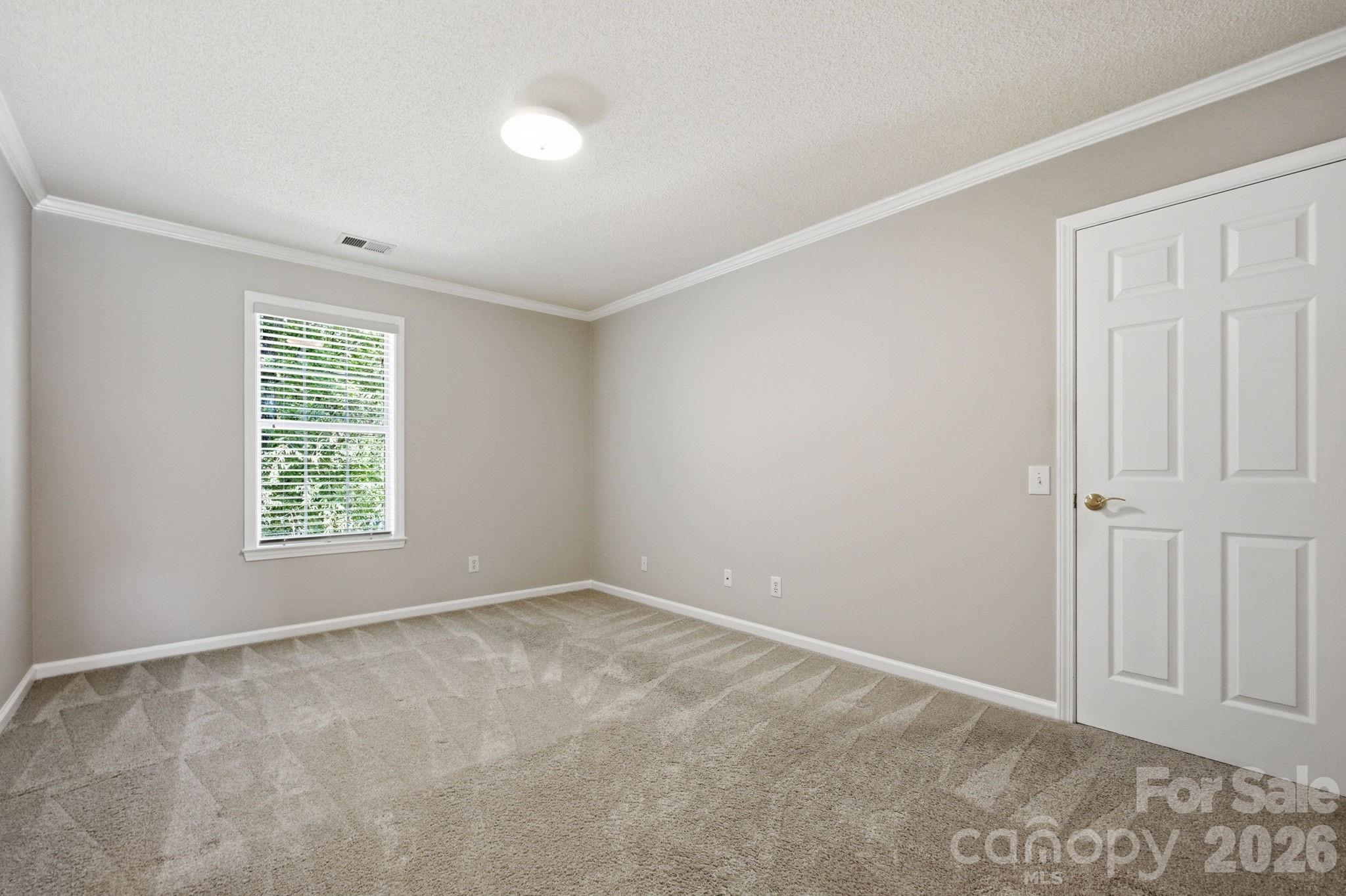 5910 Chinquapin Court — Charlotte