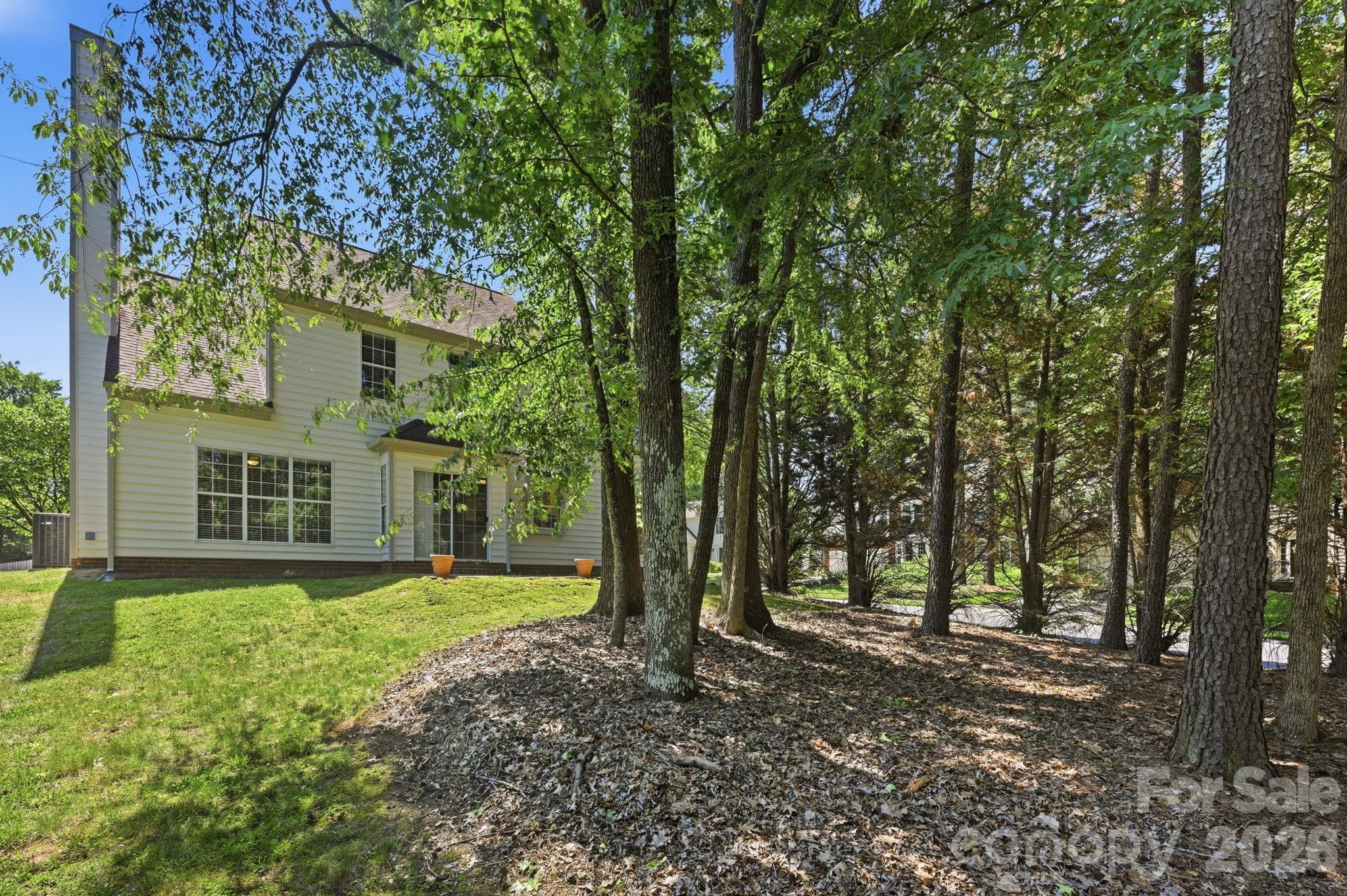 5910 Chinquapin Court — Charlotte