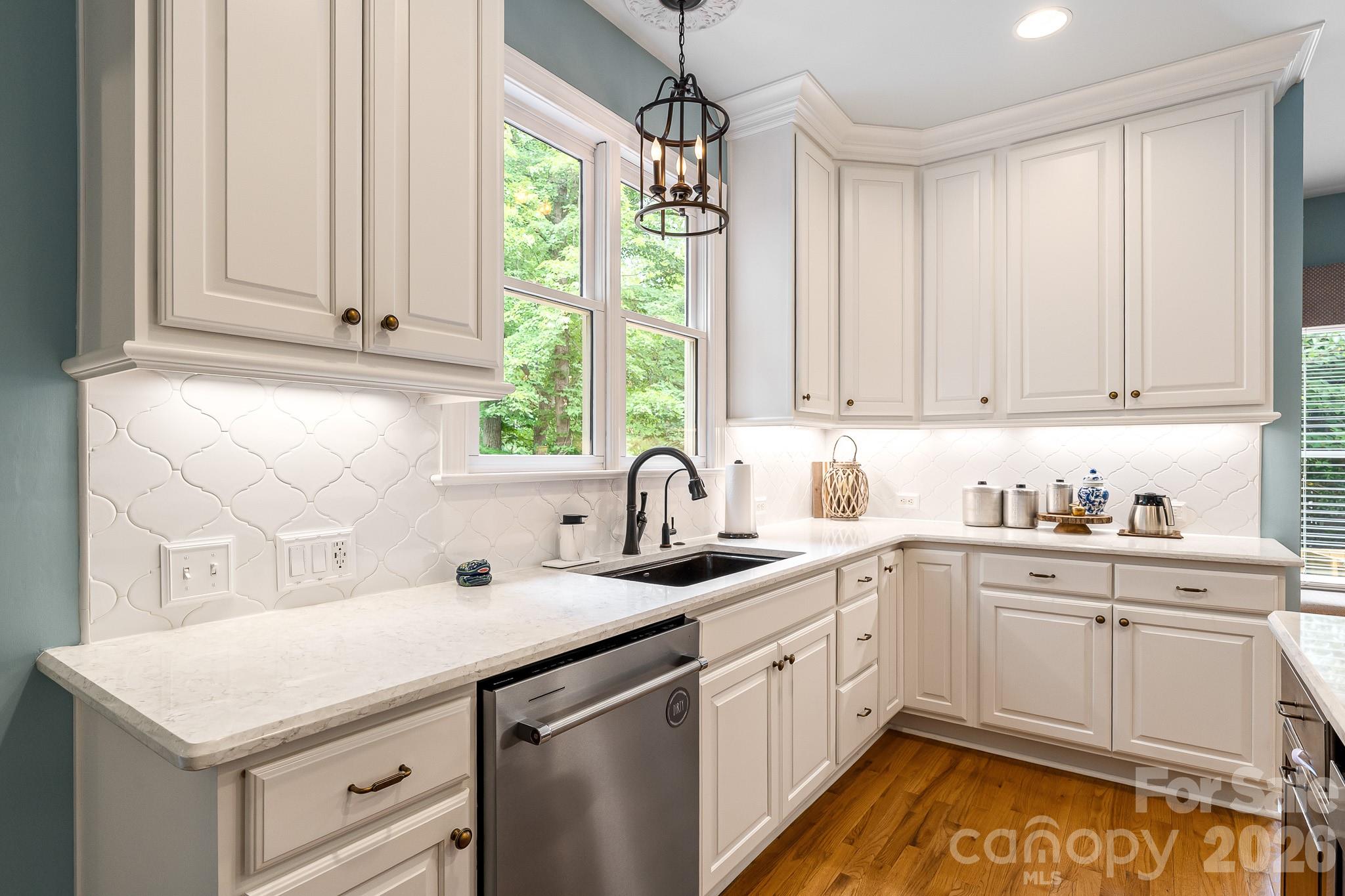 1209 High Brook Drive — Waxhaw