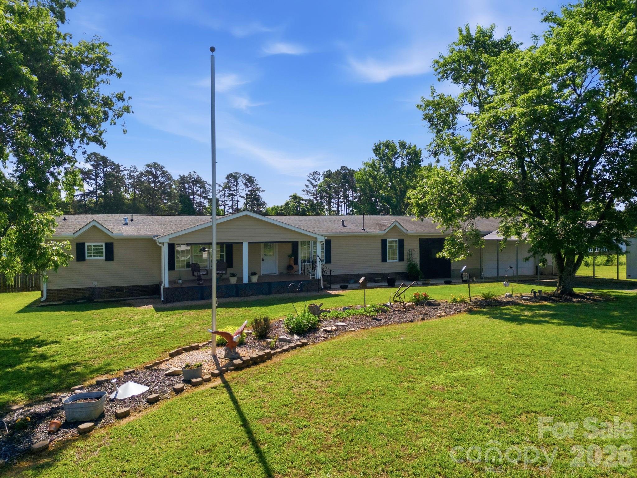 165 Grand Oaks Drive — Rockwell
