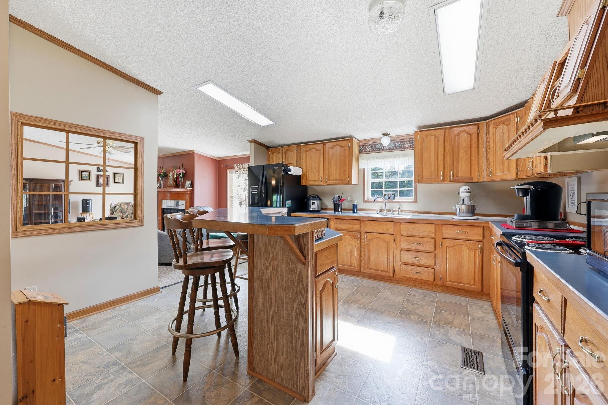 165 Grand Oaks Drive — Rockwell