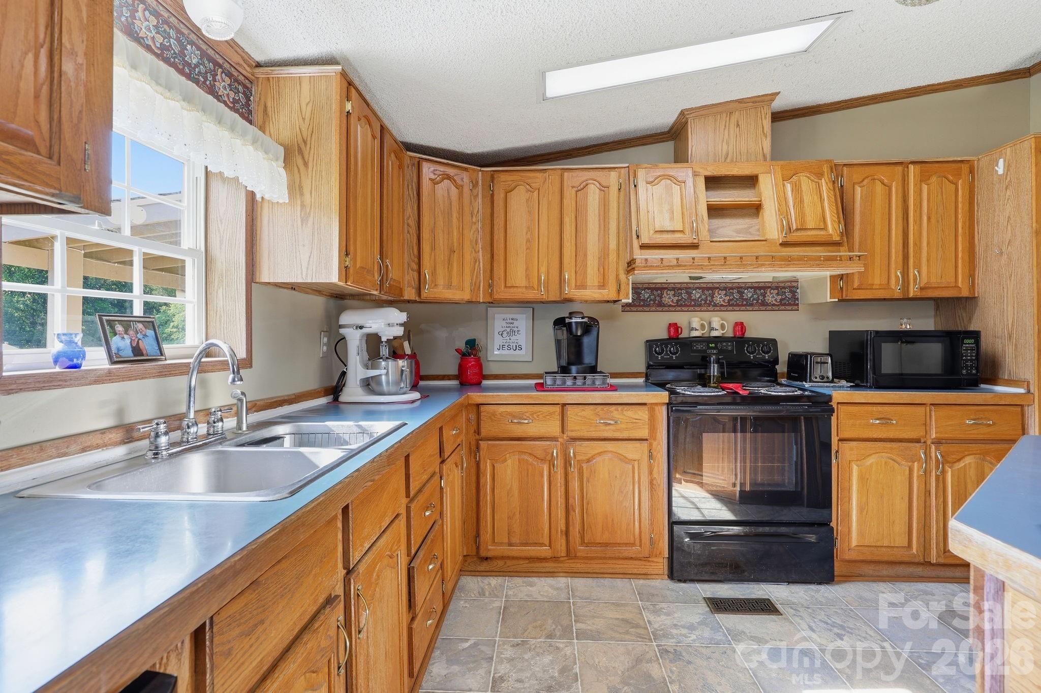 165 Grand Oaks Drive — Rockwell