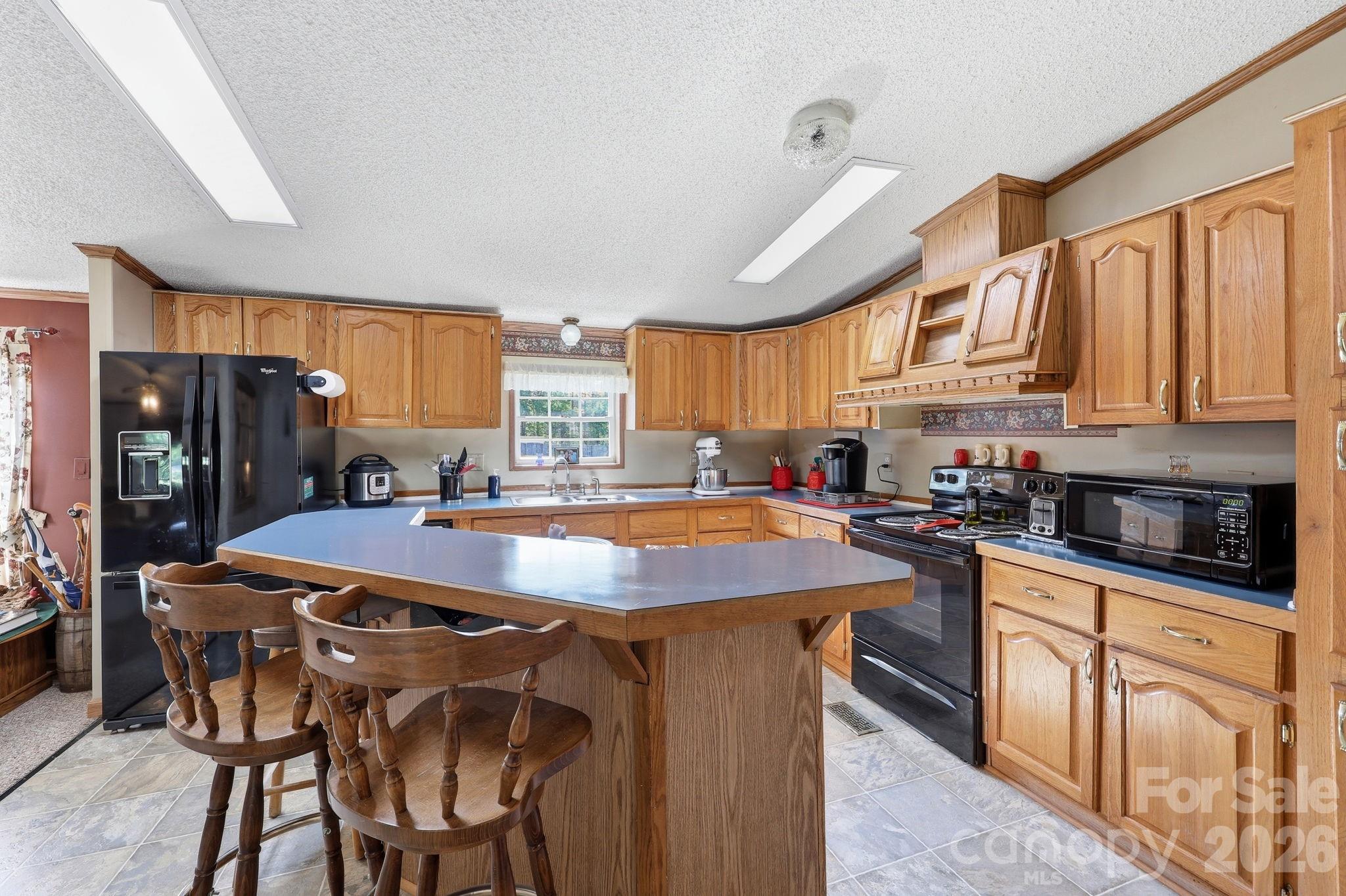 165 Grand Oaks Drive — Rockwell