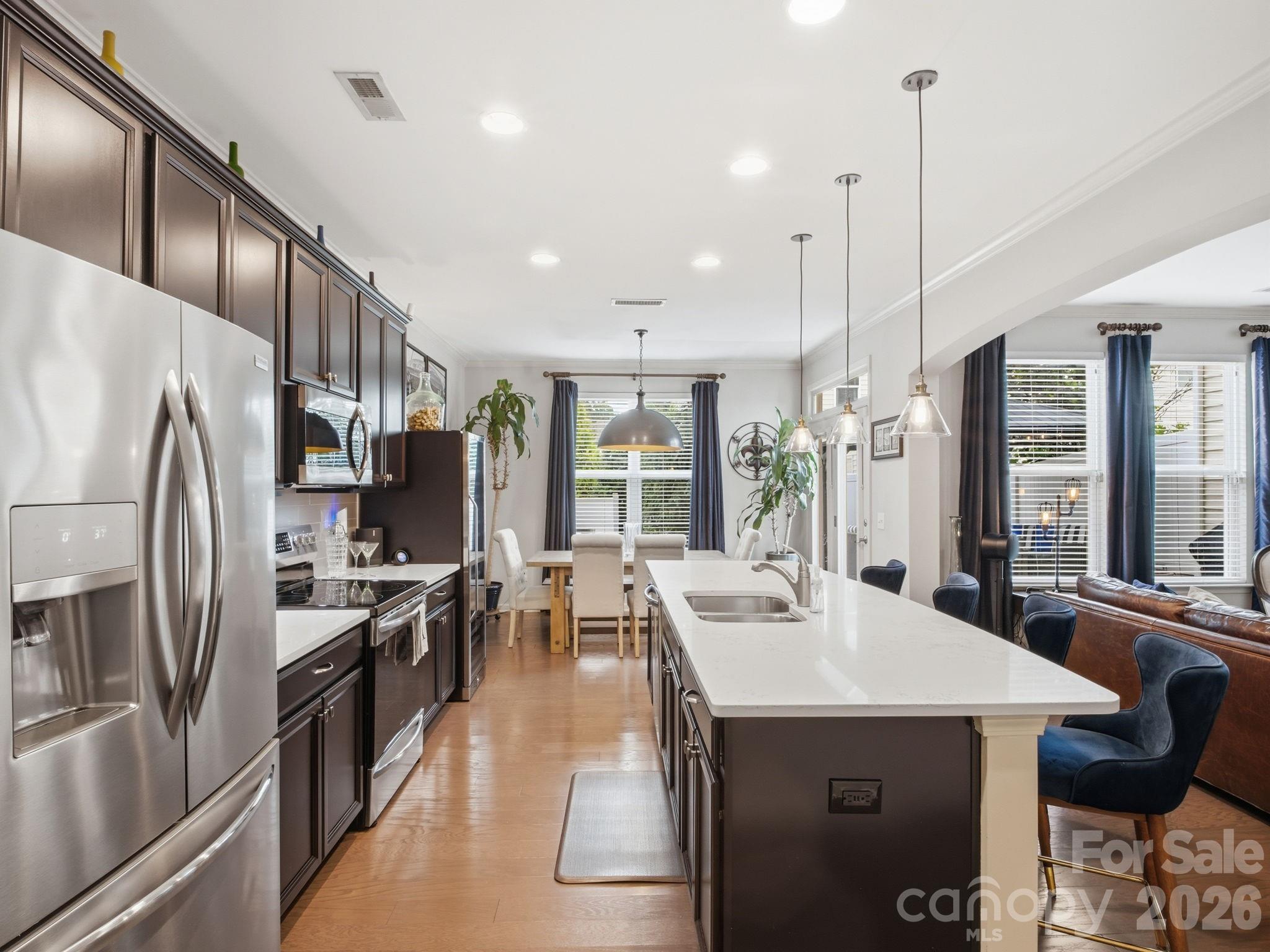 533 Park View Drive — Belmont
