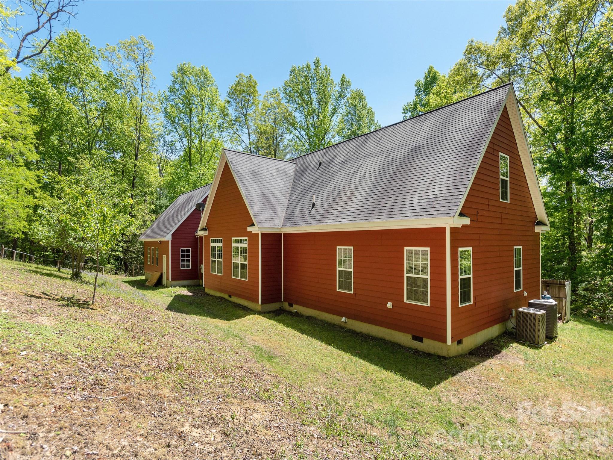 166 Virginia Brock Road — Lake Toxaway