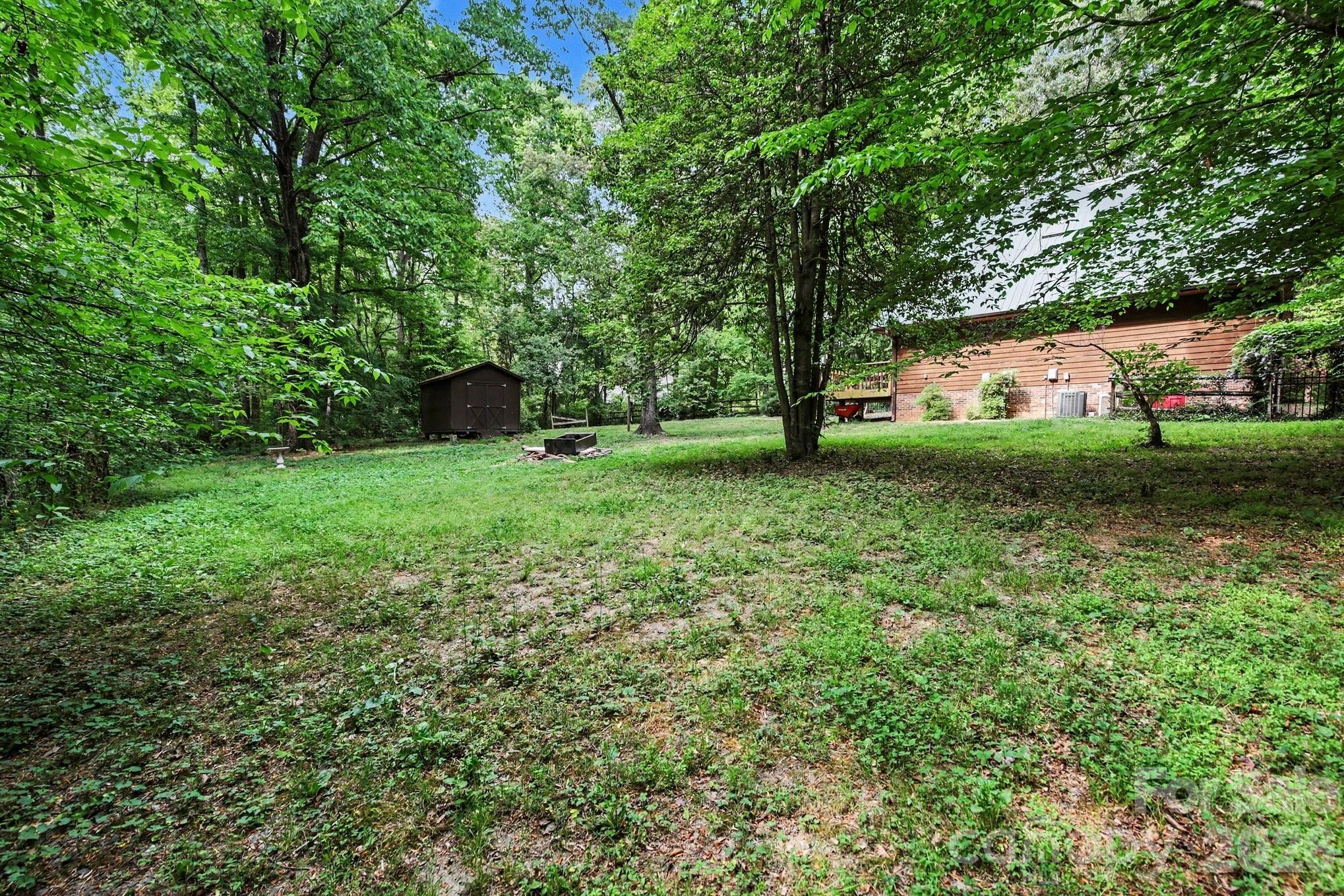 270 Oakland Avenue — Mocksville