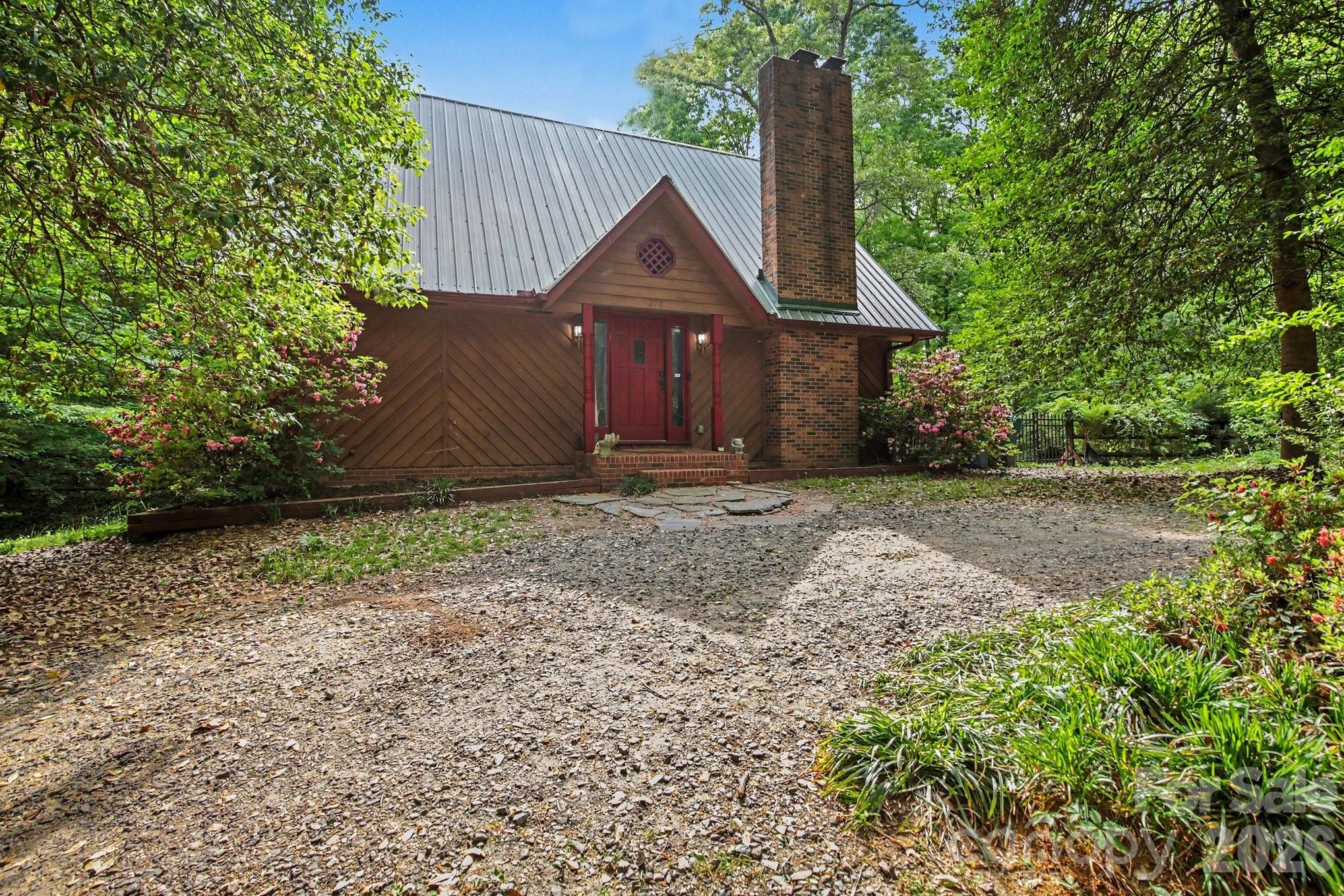 270 Oakland Avenue — Mocksville