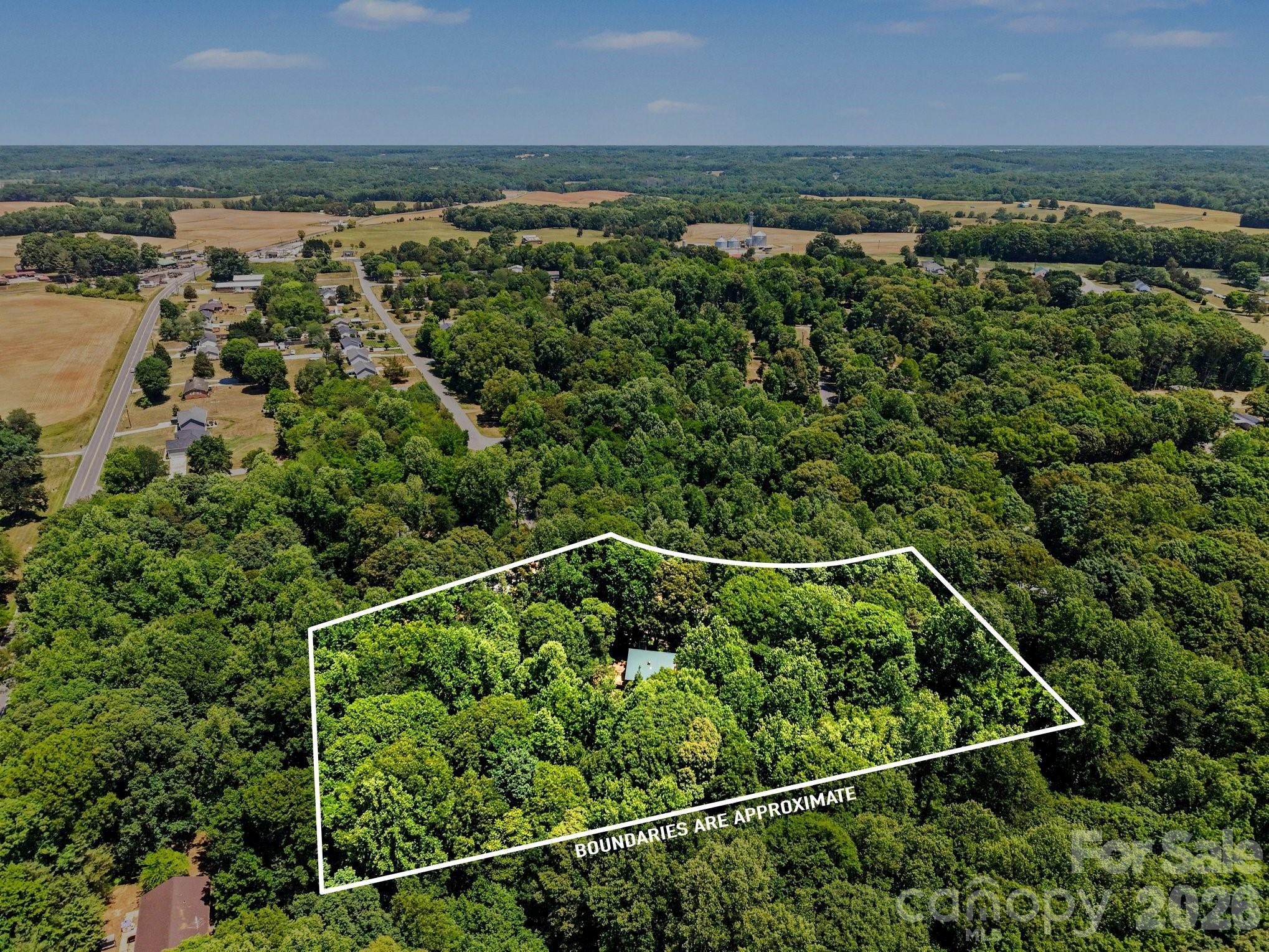 270 Oakland Avenue — Mocksville