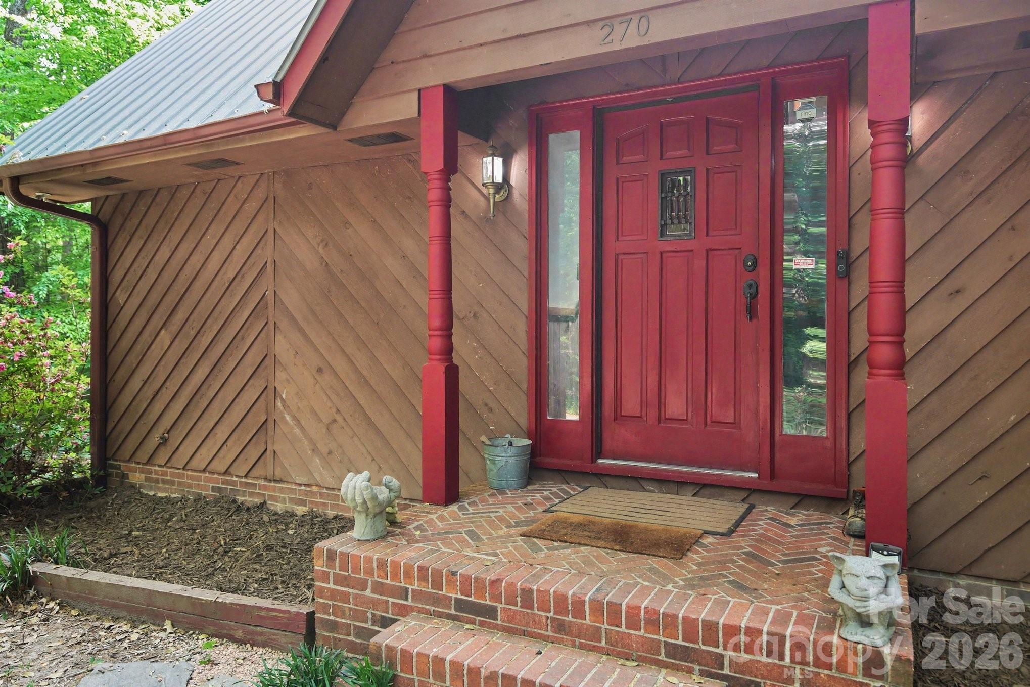 270 Oakland Avenue — Mocksville