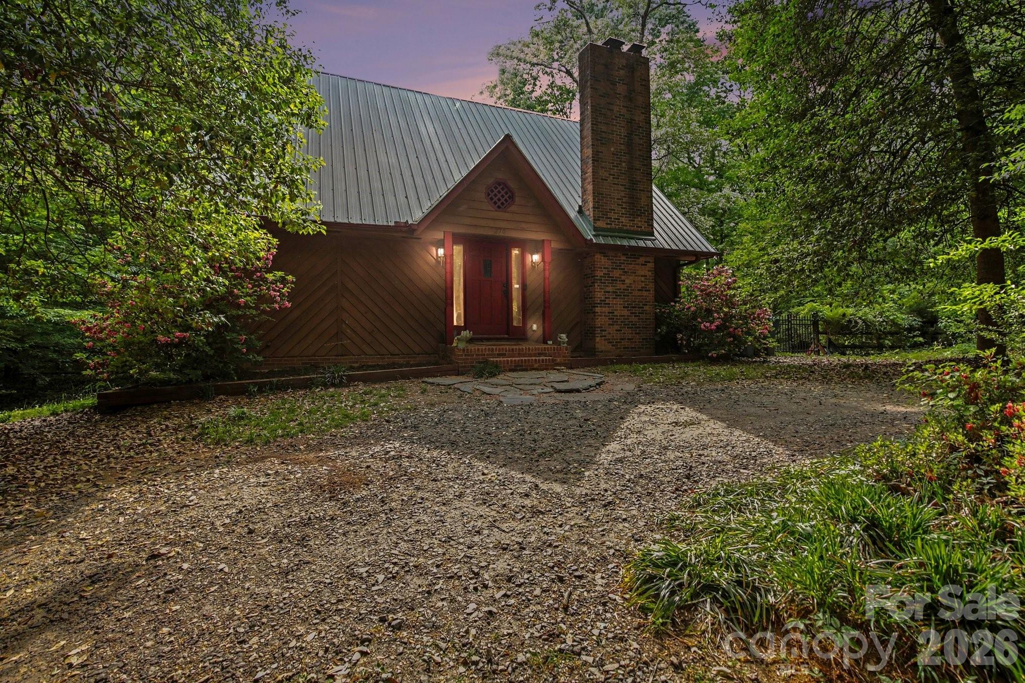 270 Oakland Avenue — Mocksville