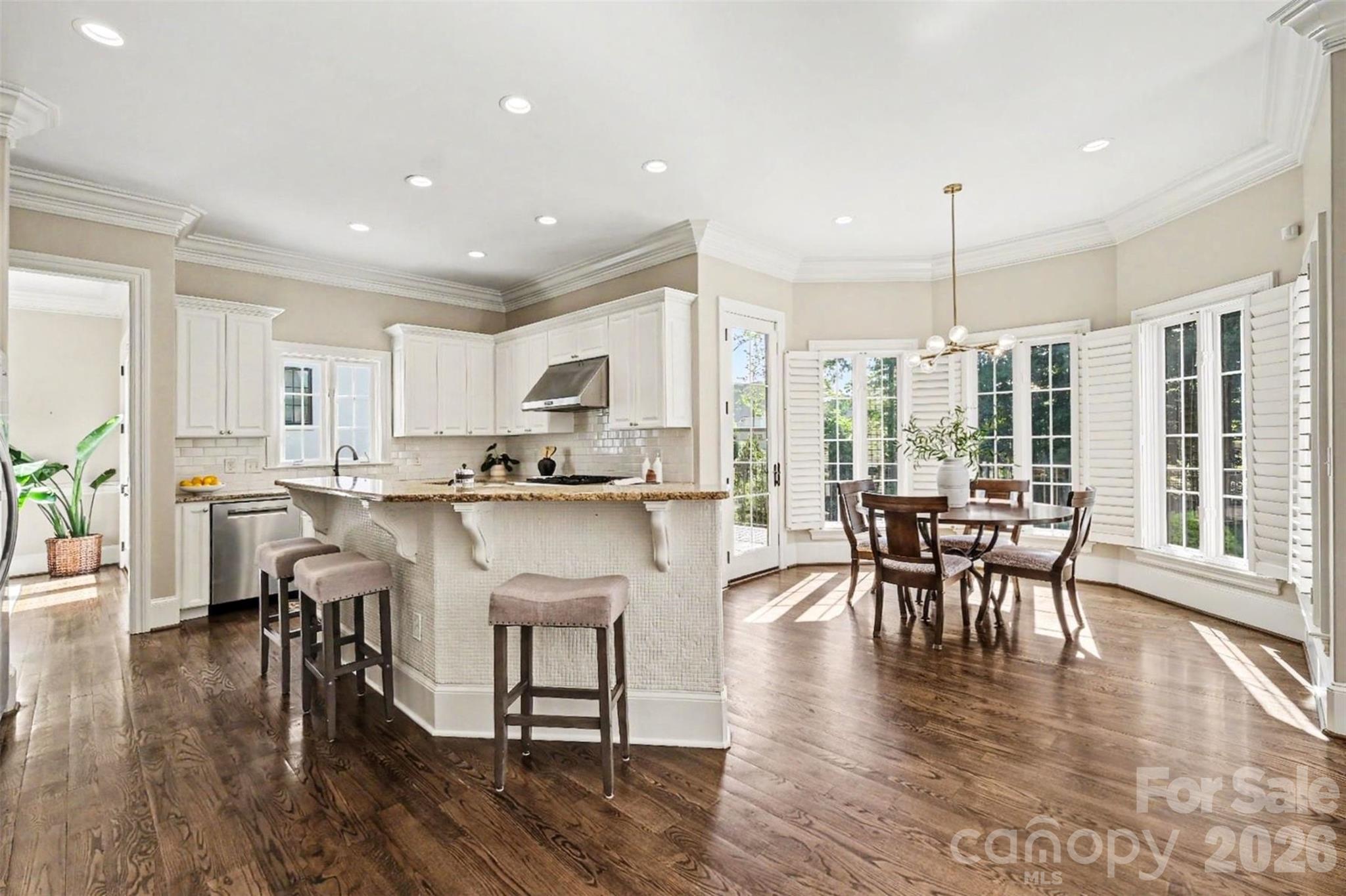 8000 Skye Lochs Drive — Waxhaw