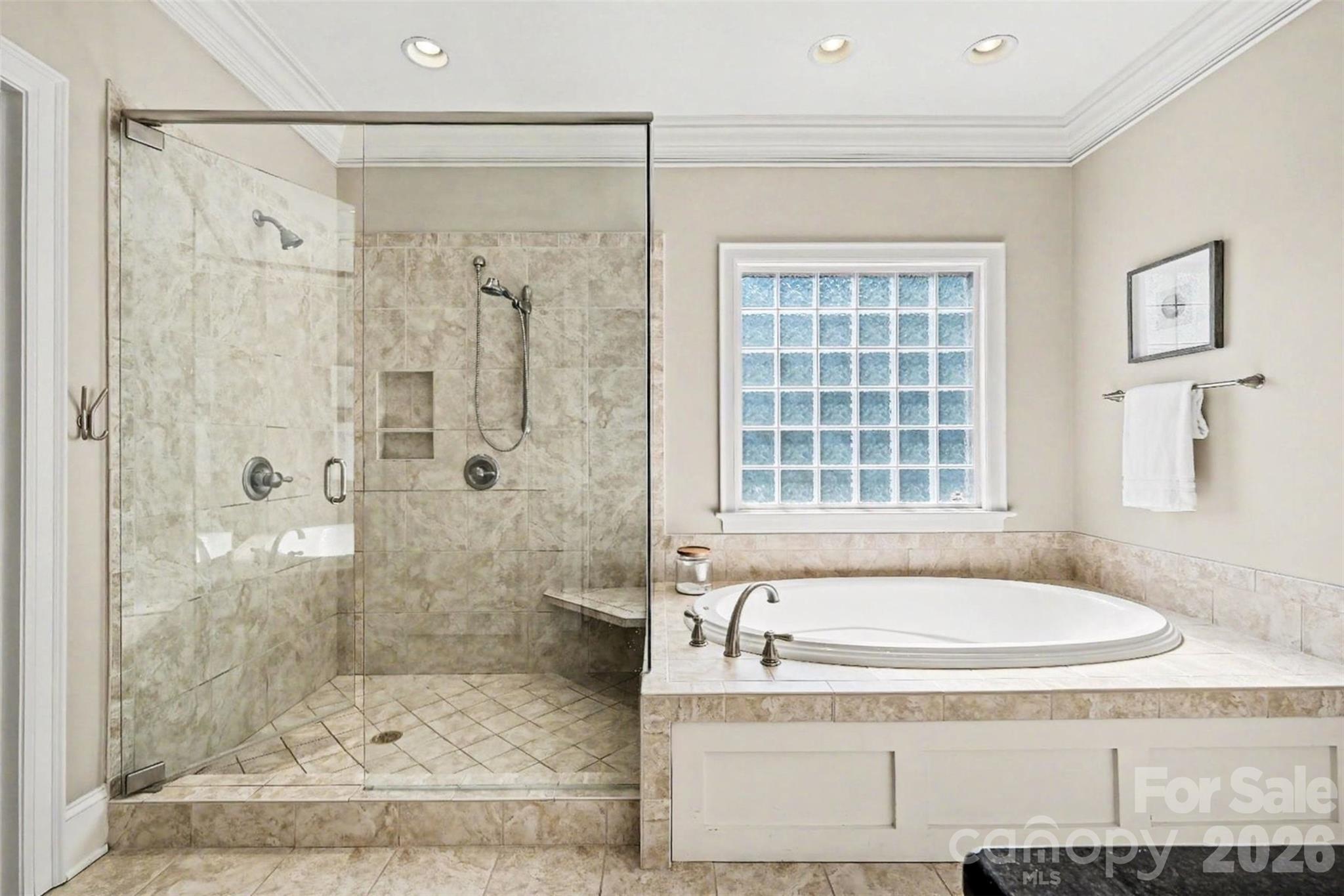 8000 Skye Lochs Drive — Waxhaw