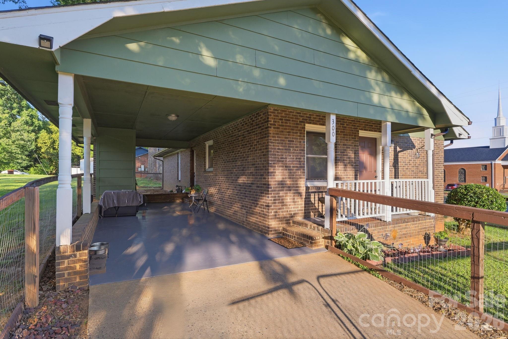 300 N Watterson Street — Kings Mountain