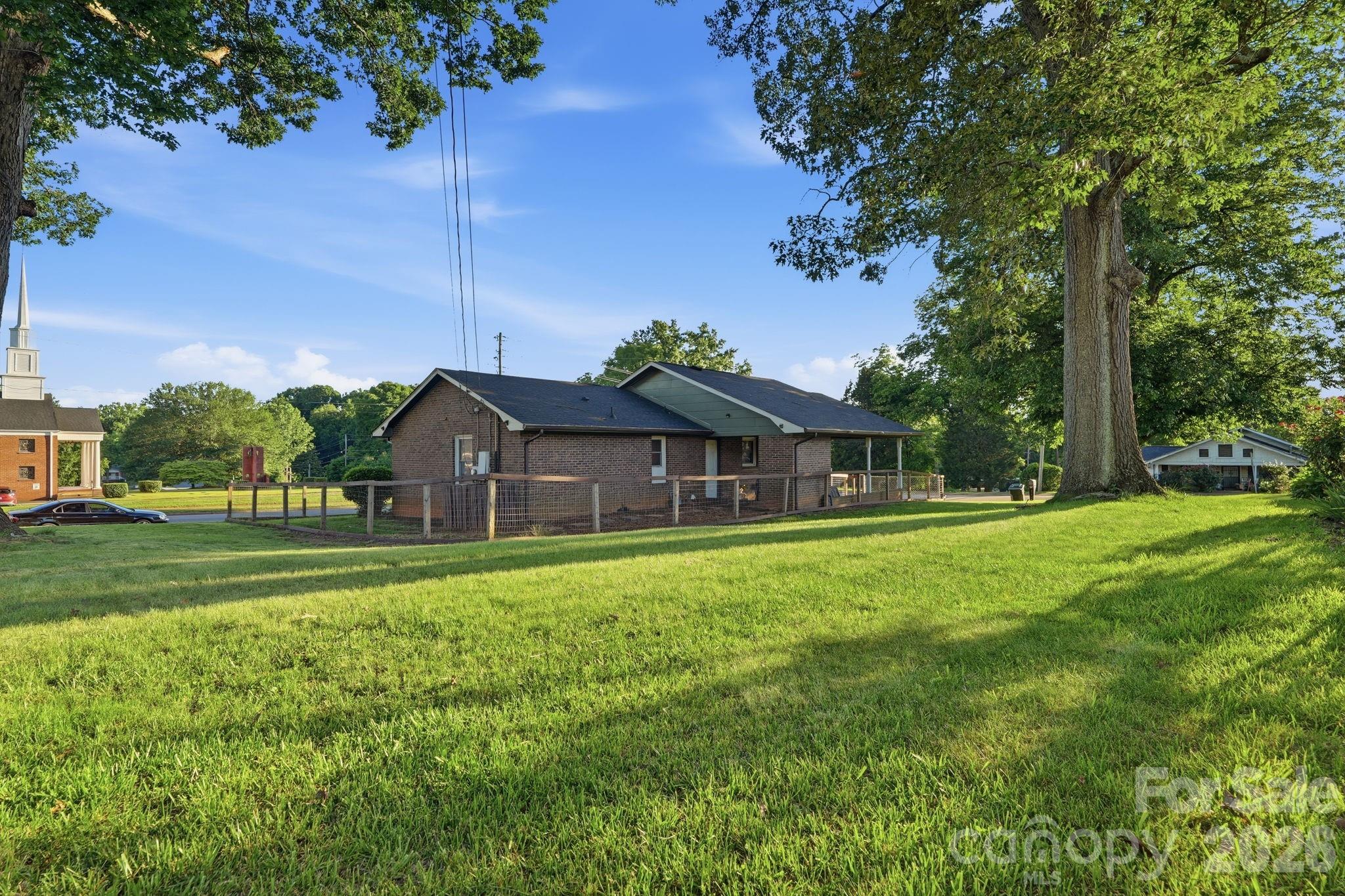 300 N Watterson Street — Kings Mountain
